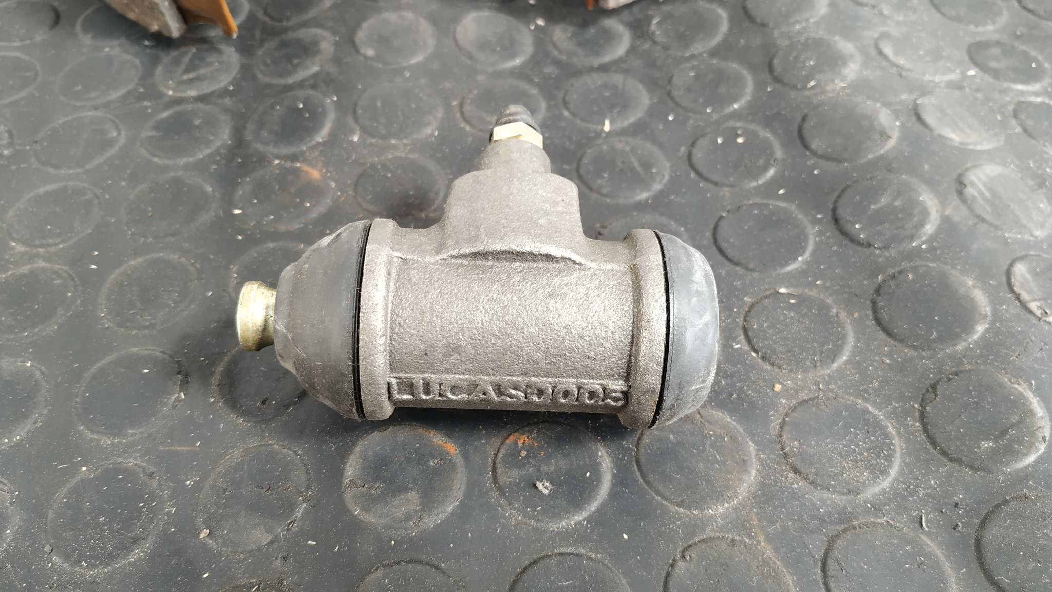 Recambio de FRENO DE TAMBOR para RENAULT TRAFIC (DESDE 5.89) referencia OEM IAM 7701205916 9