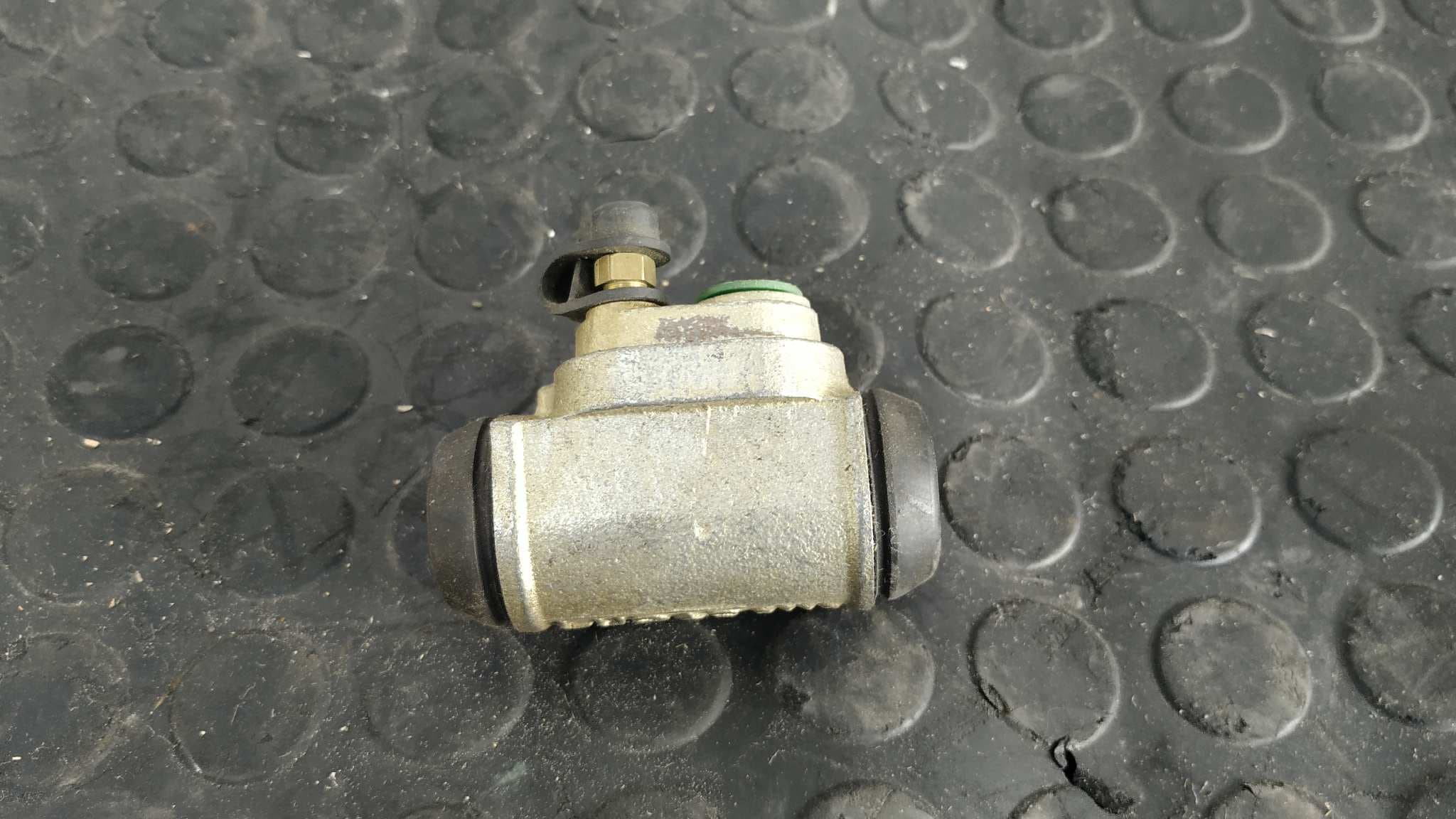 Recambio de TAMBOR FRENO TRASERO para RENAULT 5 (B/C40) referencia OEM IAM 7701033005 4