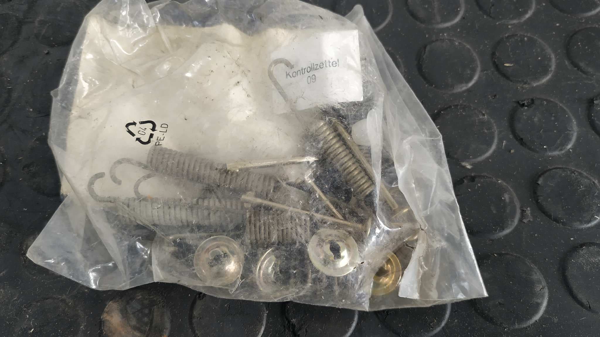 Recambio de TAMBOR FRENO TRASERO para RENAULT 5 (B/C40) referencia OEM IAM 7701033005 2