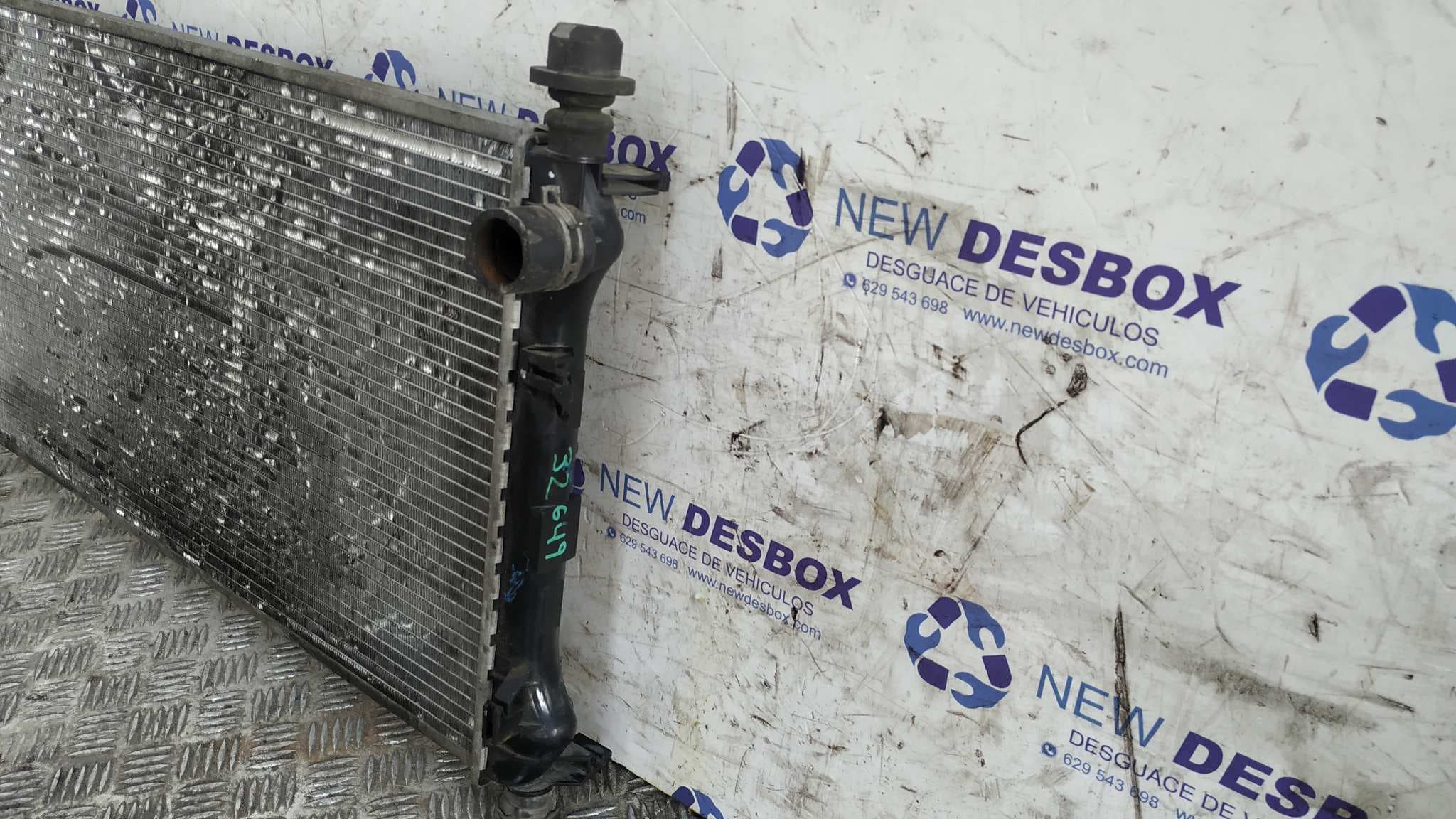 Recambio de RADIADOR AGUA para SKODA FABIA COMBI (5J5) Ambition CGP referencia OEM IAM CGP   - GRIS 2