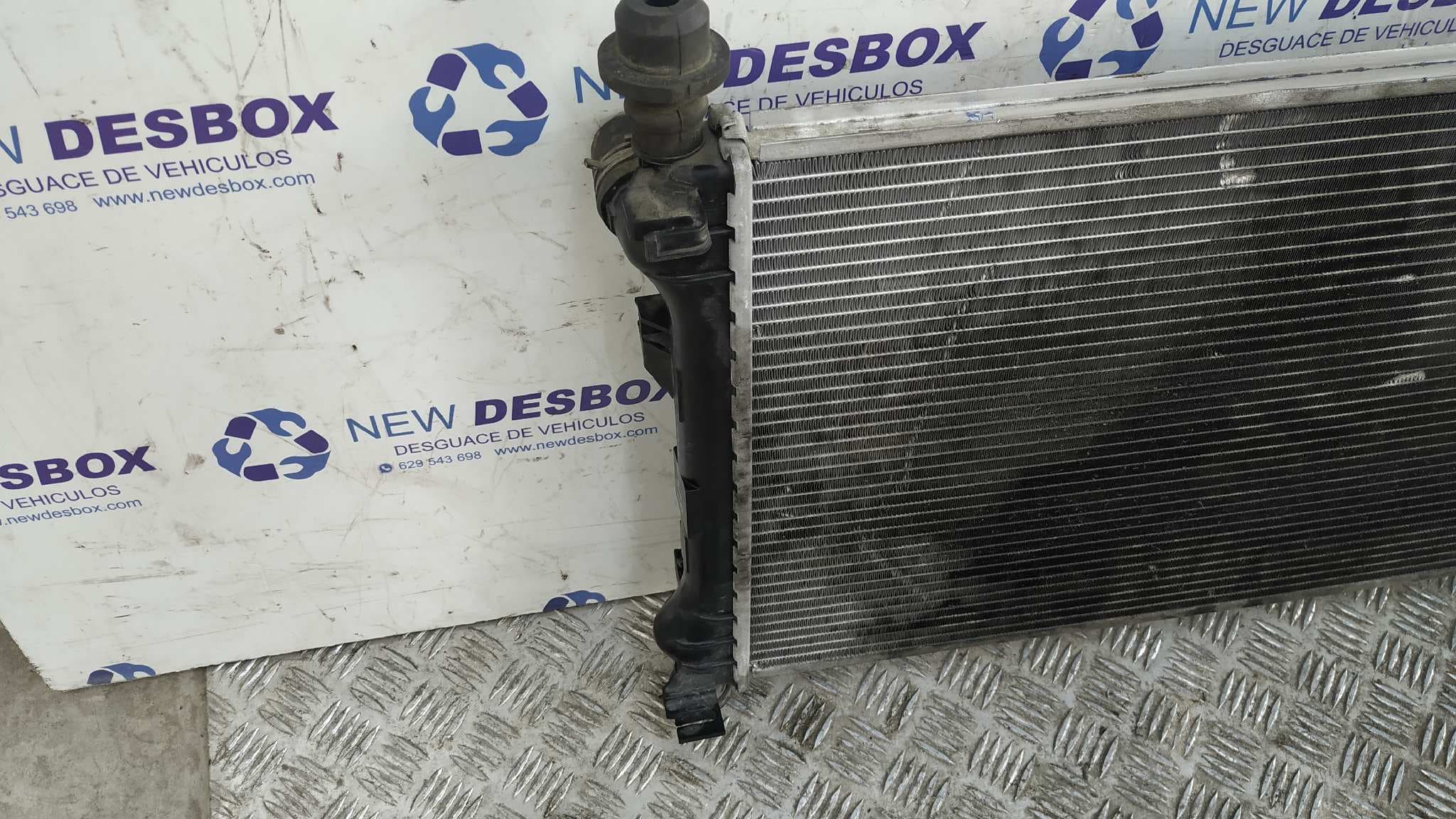 Recambio de RADIADOR AGUA para SKODA FABIA COMBI (5J5) Ambition CGP referencia OEM IAM CGP   - GRIS 4