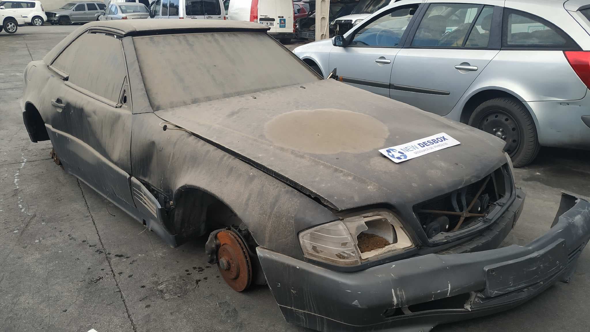 Recambio de PARAGOLPES DELANTERO para MERCEDES-BENZ CLASE SL (W129) 300 (129.061) 104981 referencia OEM IAM   - GRIS