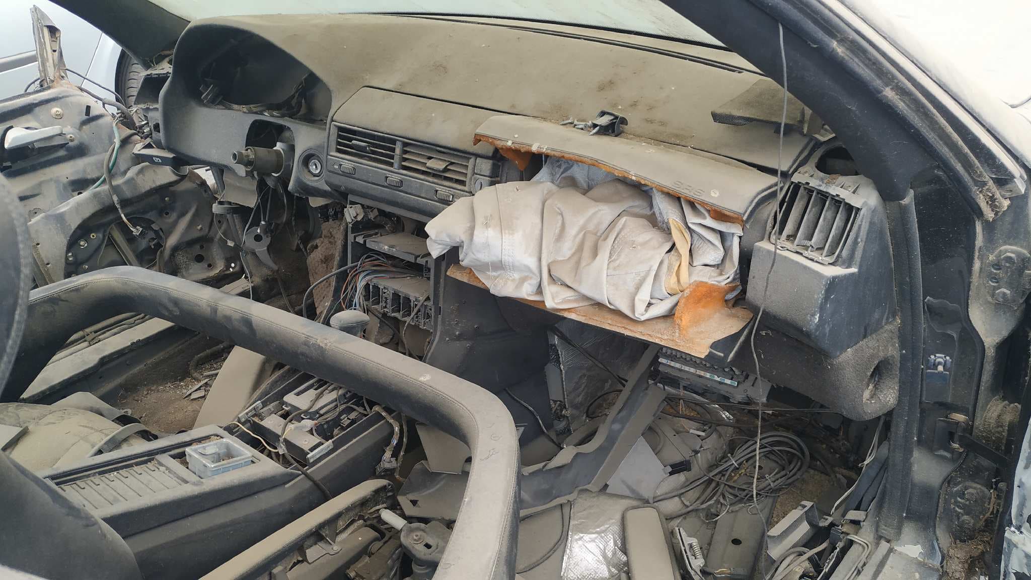 Recambio de PARAGOLPES DELANTERO para MERCEDES-BENZ CLASE SL (W129) 300 (129.061) 104981 referencia OEM IAM   - GRIS 6