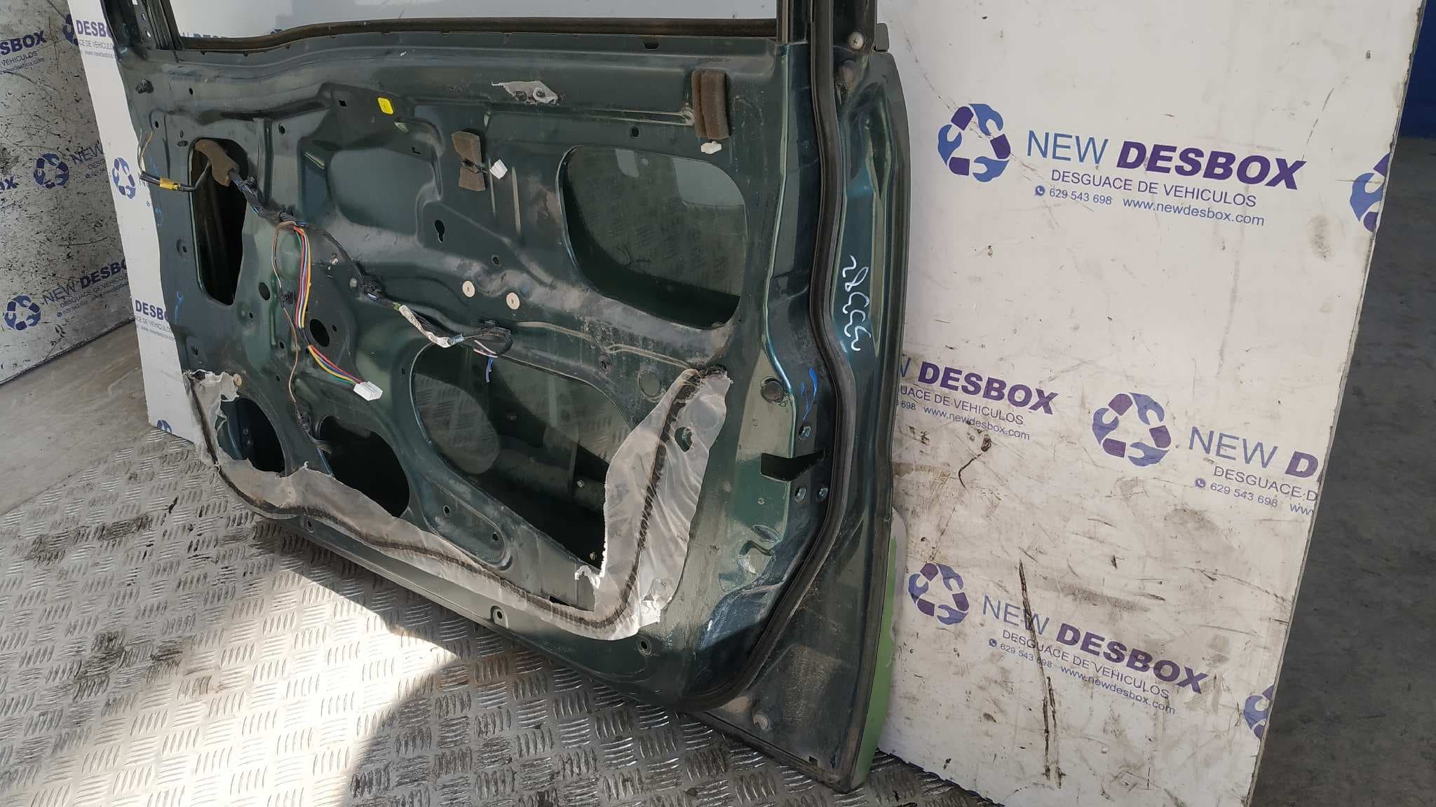 Recambio de PUERTA DELANTERA DERECHA para SUZUKI GRAND VITARA 5 PUERTAS SQ (FT) 2.5 V6 H25A referencia OEM IAM    - VERDE 4