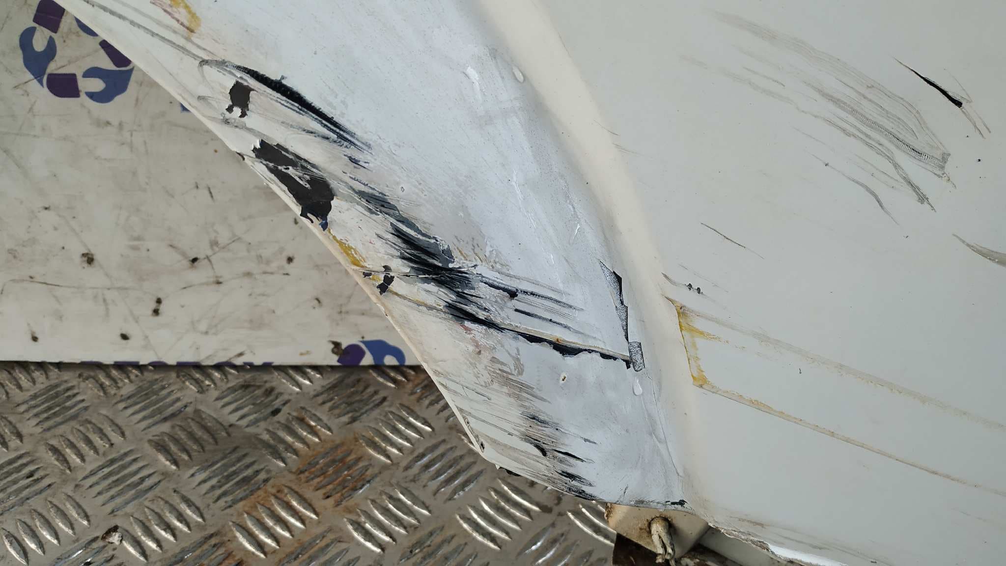 Recambio de ALETA DELANTERA DERECHA para MERCEDES-BENZ VITO CAJA CERRADA 6.03 -> 109  CDI  Compacto  (639.601) 646983 referencia OEM IAM 6396305207   - BLANCO 5