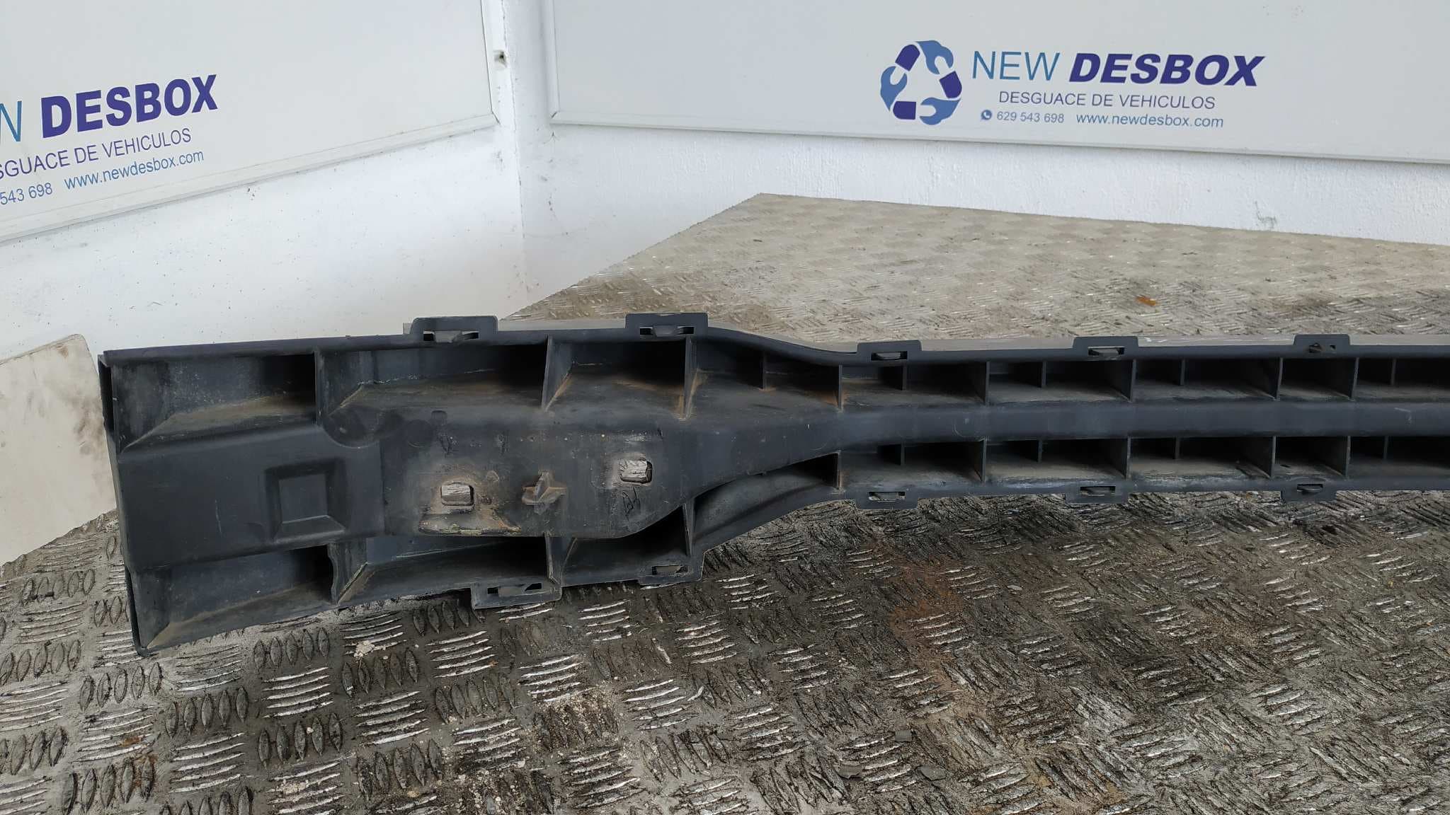 Recambio de REFUERZO PARAGOLPES DELANTERO para CITROEN BERLINGO CUADRO Mixto L 9HW referencia OEM IAM    - BLANCO 3