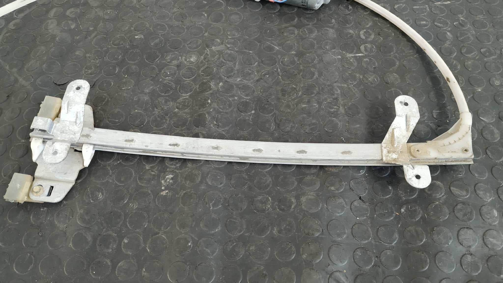 Recambio de ELEVALUNAS TRASERO IZQUIERDO para OPEL FRONTERA A Básico 28TDI4JB1T referencia OEM IAM 400089B   - VERDE 5