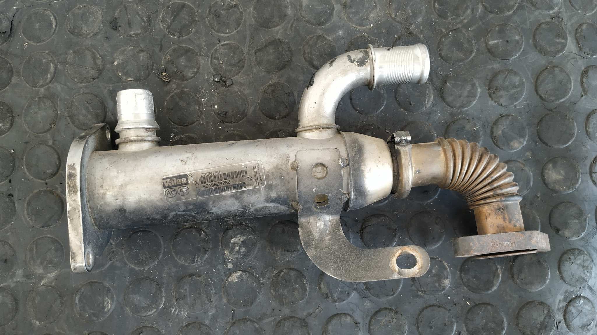 Recambio de ENFRIADOR GASES EGR para PEUGEOT 407 2.0 RHRDW  referencia OEM IAM 9645689780