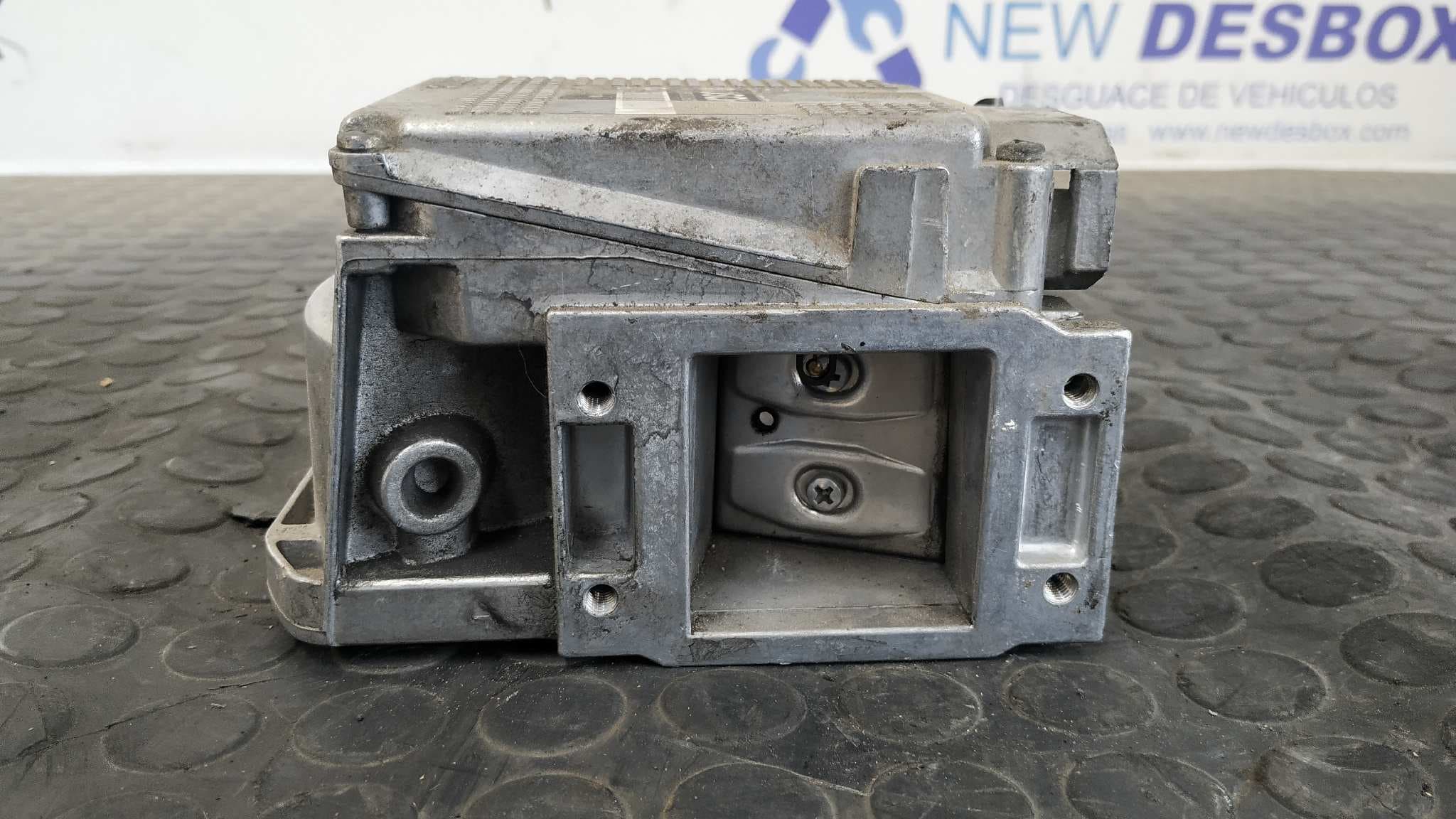 Recambio de CAUDALIMETRO para PEUGEOT 405 BERLINA DFW referencia OEM IAM 0280202602 2