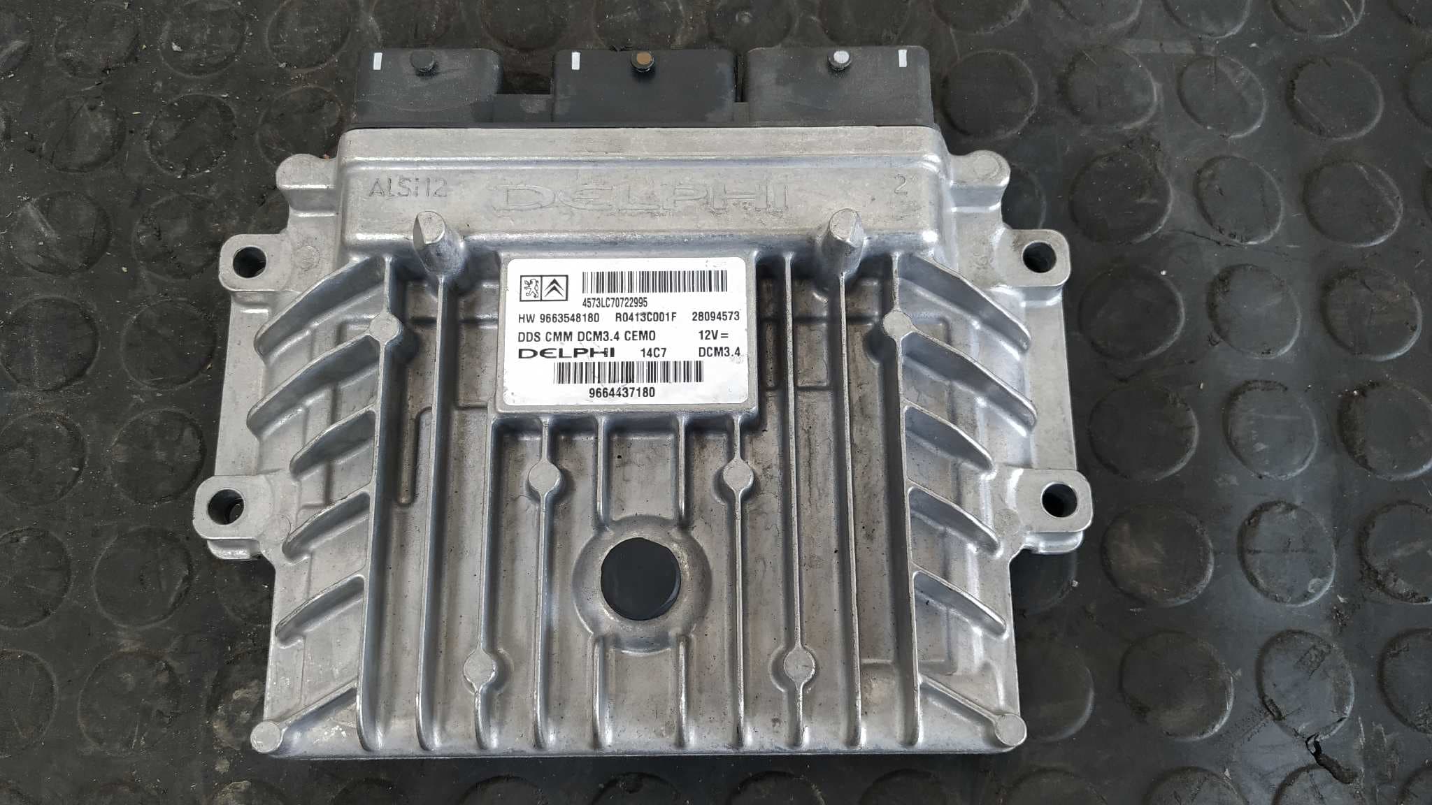 Recambio de CENTRALITA MOTOR UCE para PEUGEOT 407 SW RHRDW10BTED4 referencia OEM IAM 9663548180