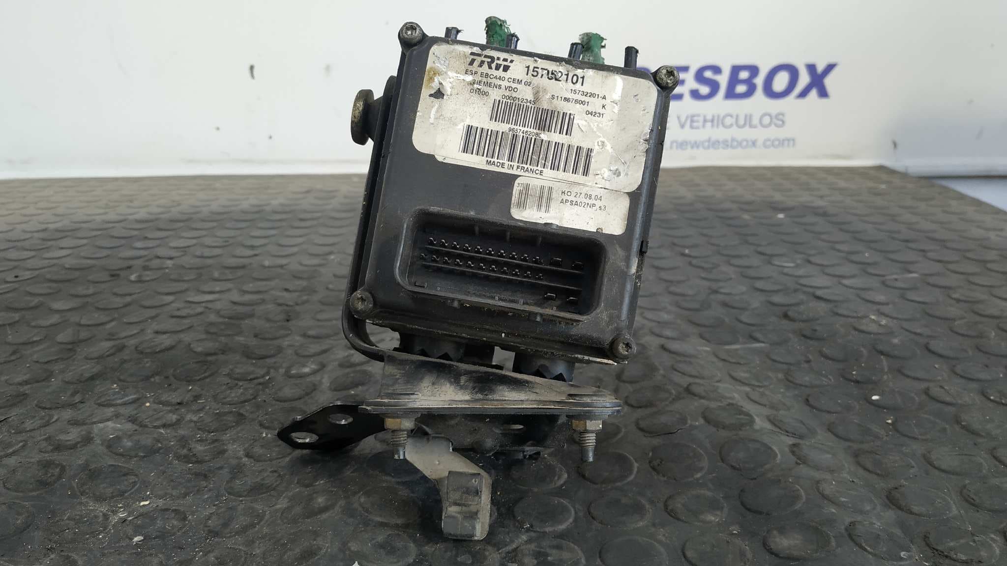 Recambio de ABS para PEUGEOT 407 ST Confort RHR        referencia OEM IAM 9657462080   - GRIS