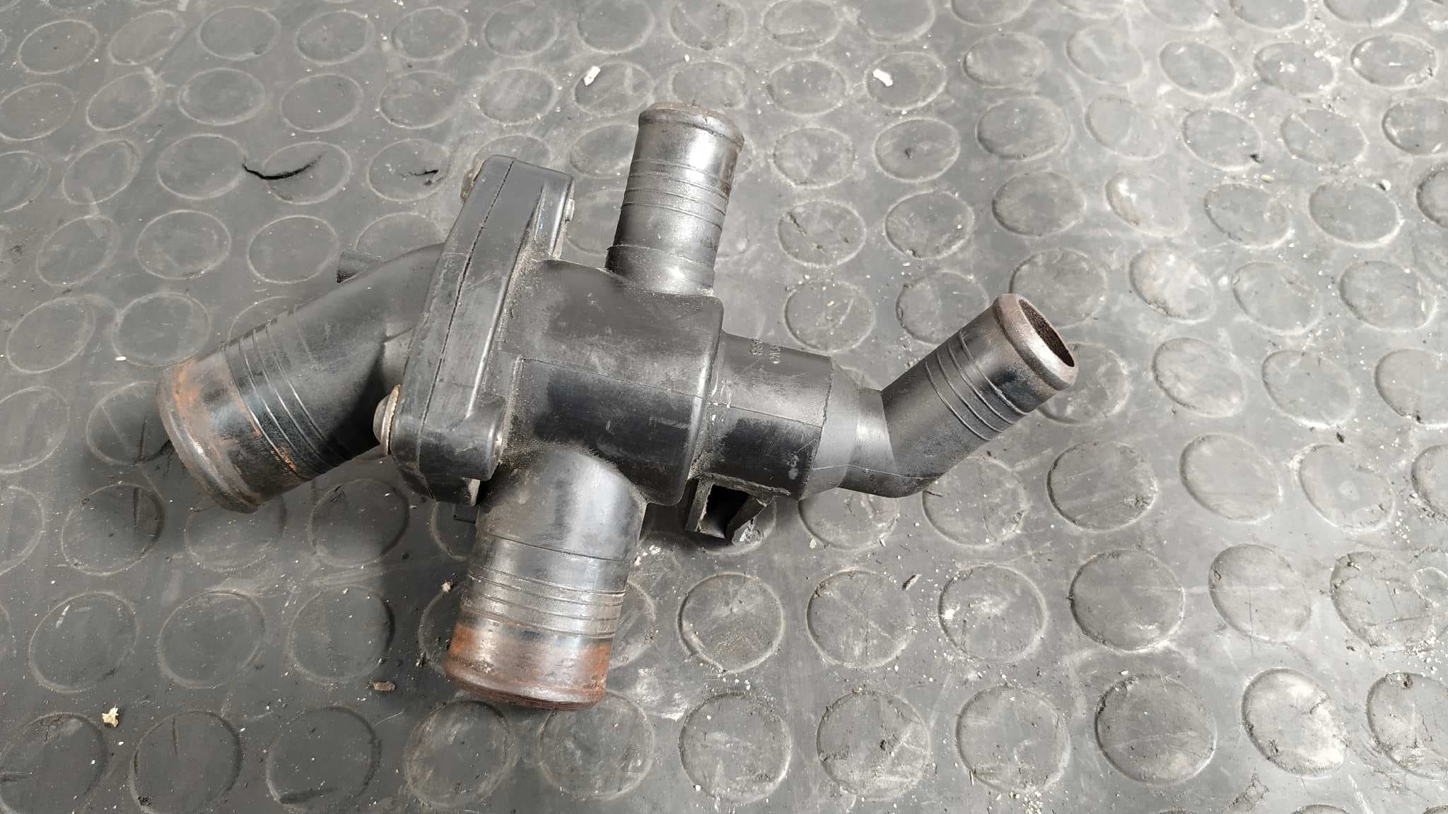 Recambio de TERMOSTATO para FORD TRANSIT CAJA CERRADA, LARGA (FY) (2000 =>) FT  330   2.4  Express-Line D0FA referencia OEM IAM YC1Q8594BA   - BLANCO 3