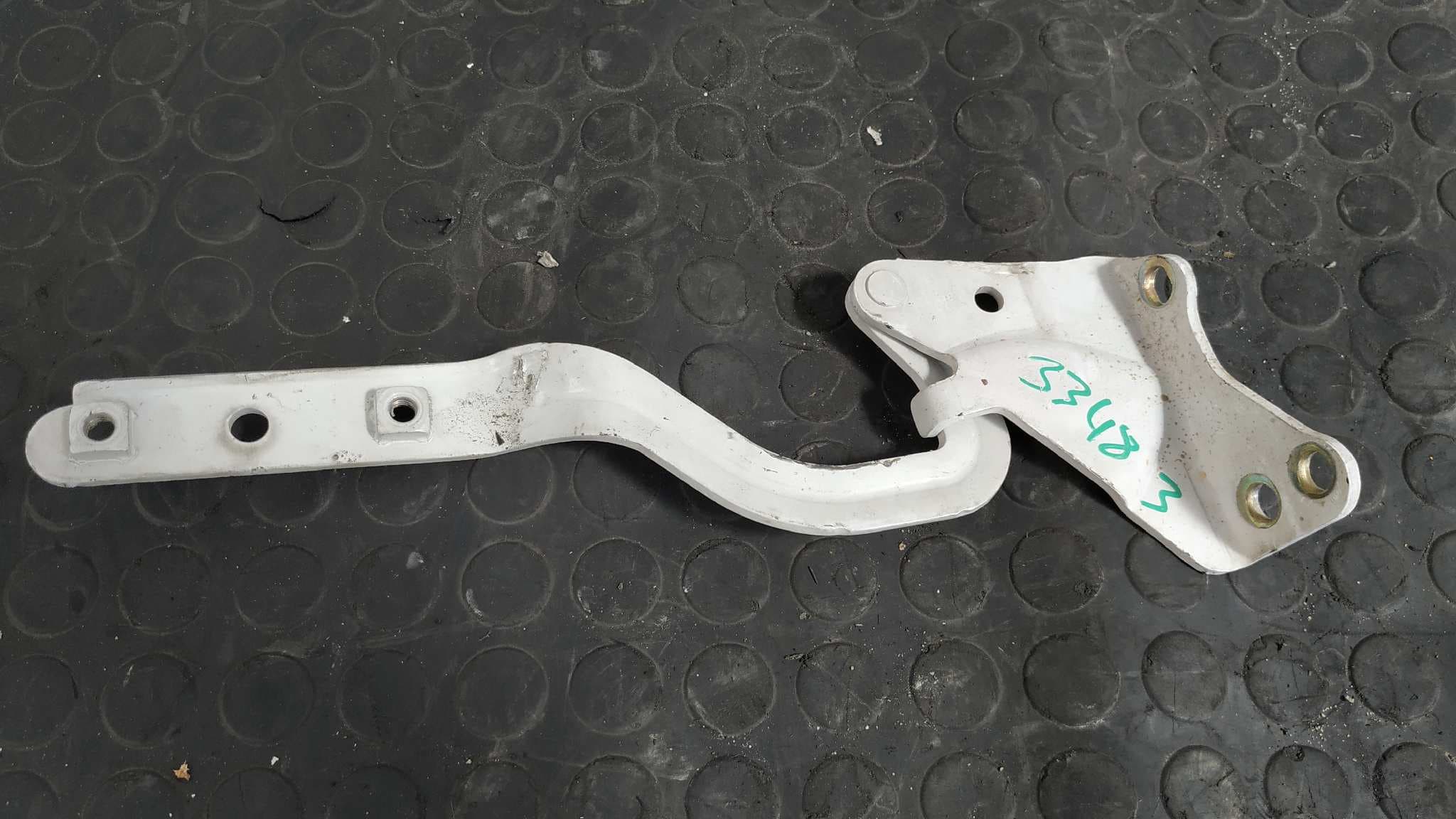 Recambio de BISAGRAS CAPOT  para MERCEDES-BENZ VITO CAJA CERRADA 6.03 -> 109  CDI  Compacto  (639.601) 646983 referencia OEM IAM A6397500251 / A6397500351   - BLANCO 9
