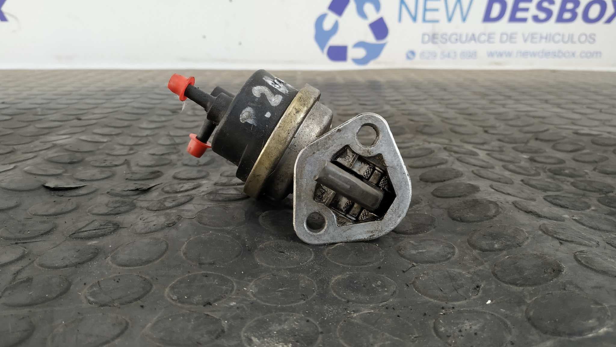 Recambio de BOMBA COMBUSTIBLE para PEUGEOT 205 BERLINA referencia OEM IAM SOFABEX