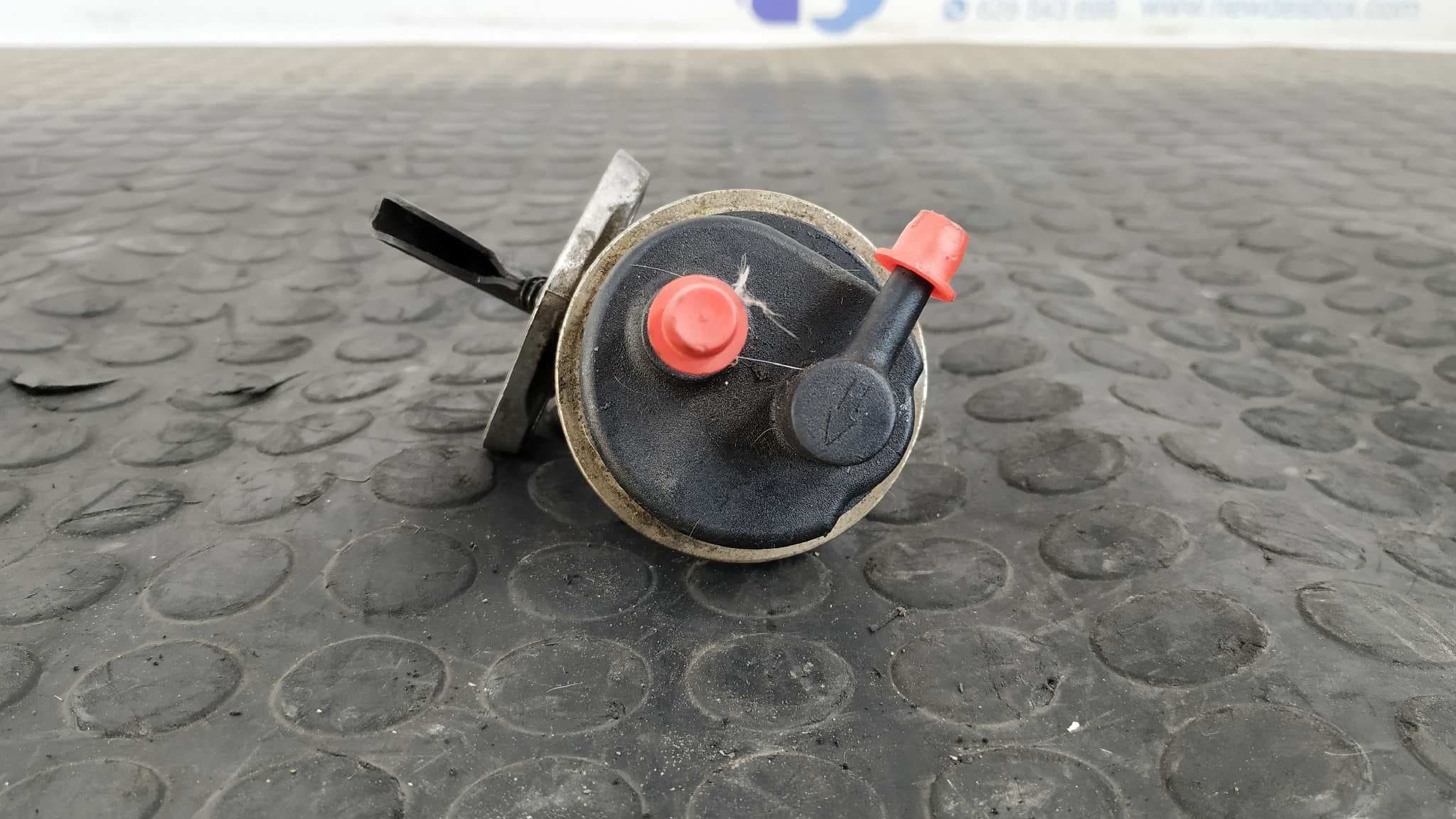 Recambio de BOMBA COMBUSTIBLE para PEUGEOT 205 BERLINA referencia OEM IAM SOFABEX 3