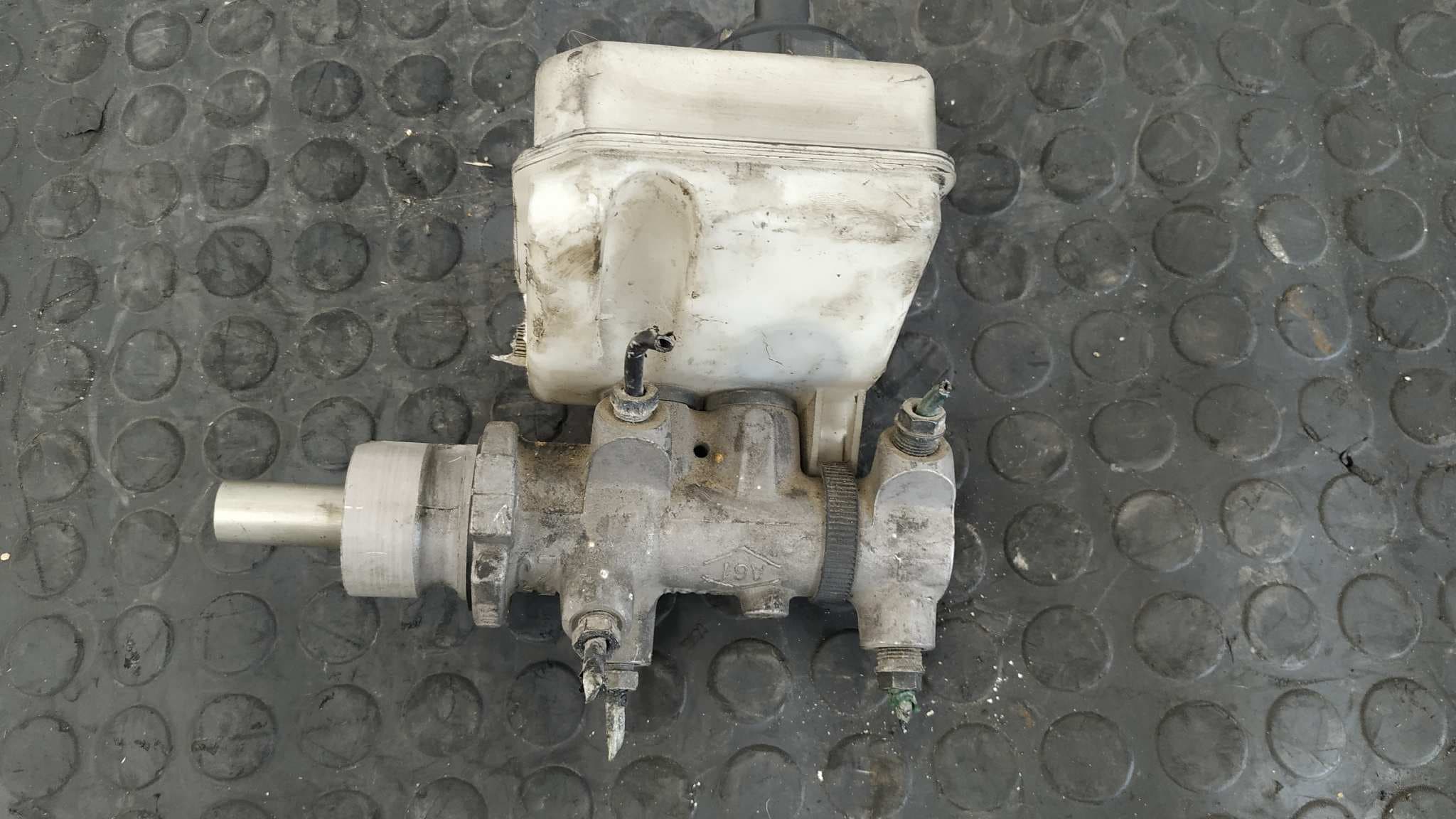 Recambio de BOMBA FRENO para RENAULT MASTER CAJA S8U referencia OEM IAM 7700309824 5