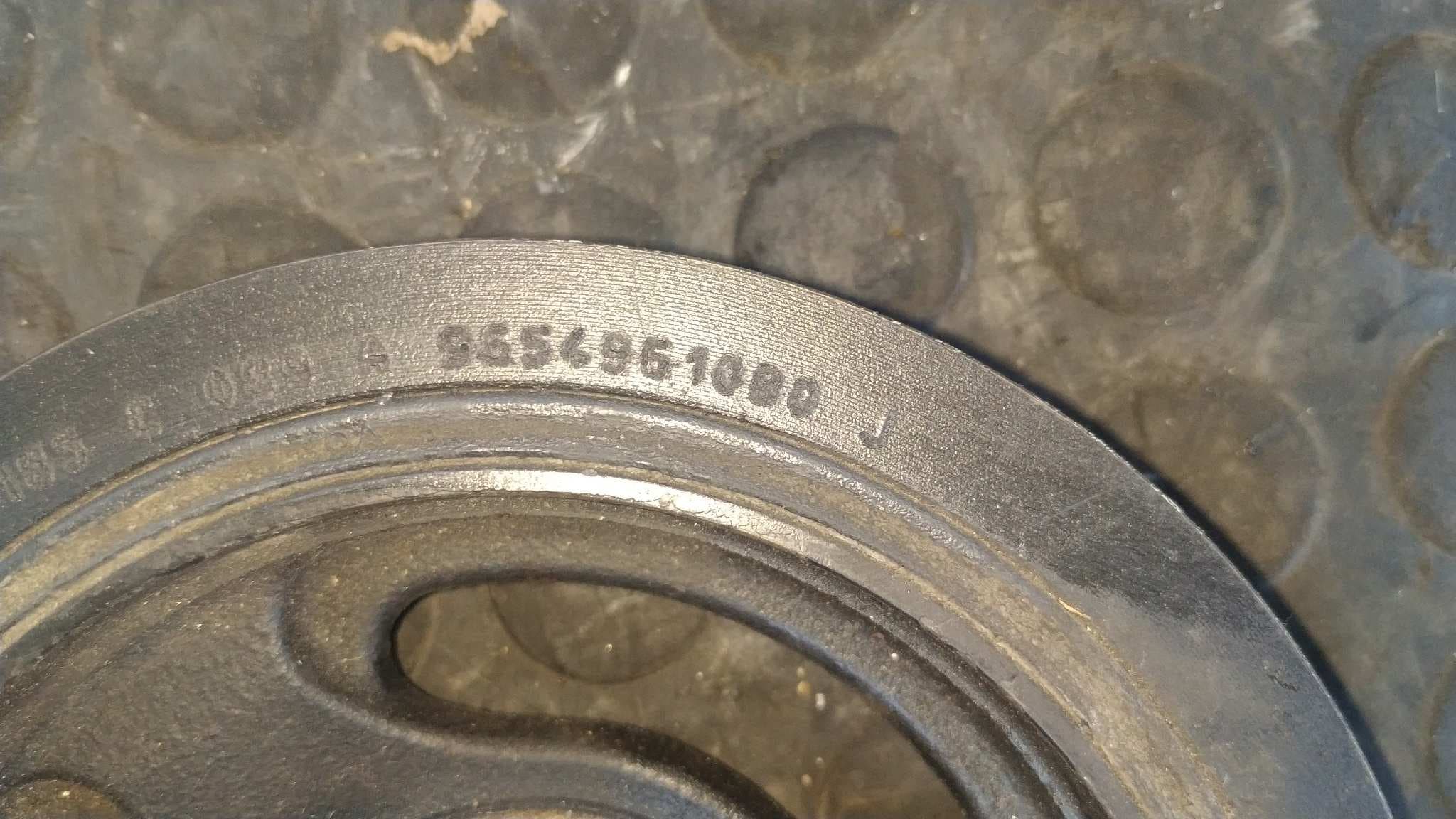 Recambio de POLEA CIGUEÑAL para PEUGEOT 207 1.6 HDI CAT (9HZ / DV6TED4) 9HY referencia OEM IAM 9654961080 2