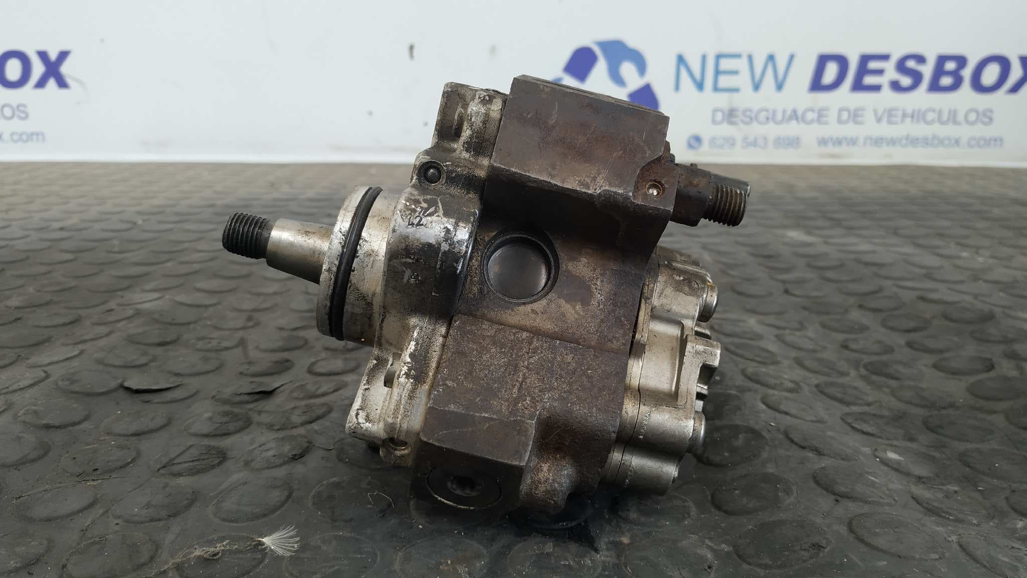 Recambio de BOMBA INYECCION para RENAULT ESPACE IV (JK0) G9T742 referencia OEM IAM 8200170377 8