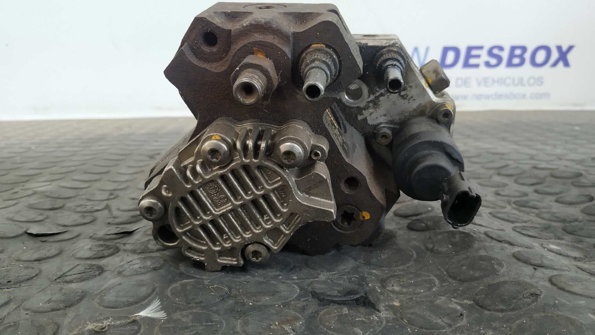 Recambio de BOMBA INYECCION para RENAULT ESPACE IV (JK0) G9T742 referencia OEM IAM 8200170377 3