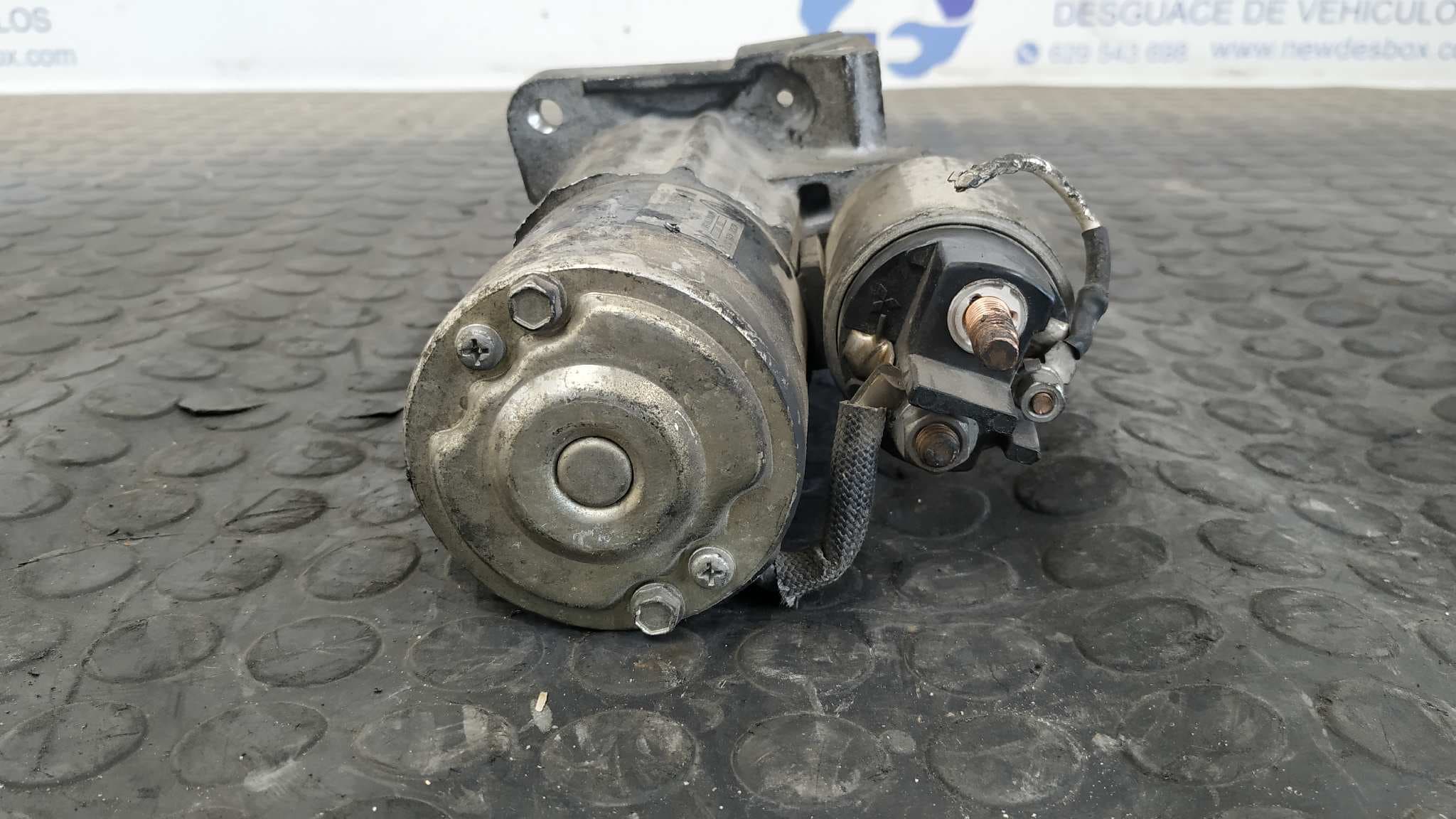Recambio de MOTOR ARRANQUE para RENAULT CLIO II FASE II (B/CB0) K9K704 referencia OEM IAM 8200426577 4