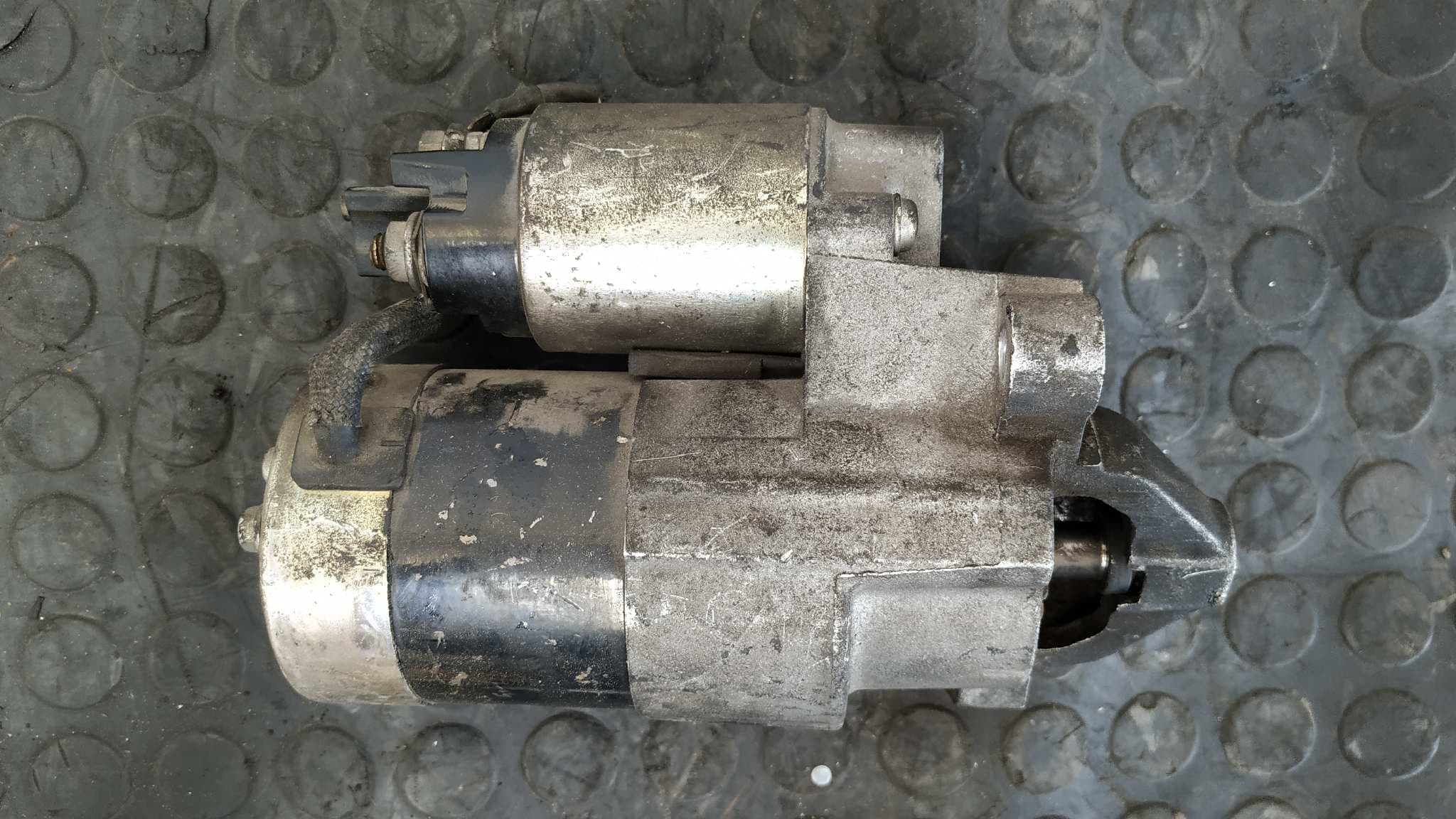Recambio de MOTOR ARRANQUE para RENAULT CLIO II FASE II (B/CB0) K9K704 referencia OEM IAM 8200426577 5