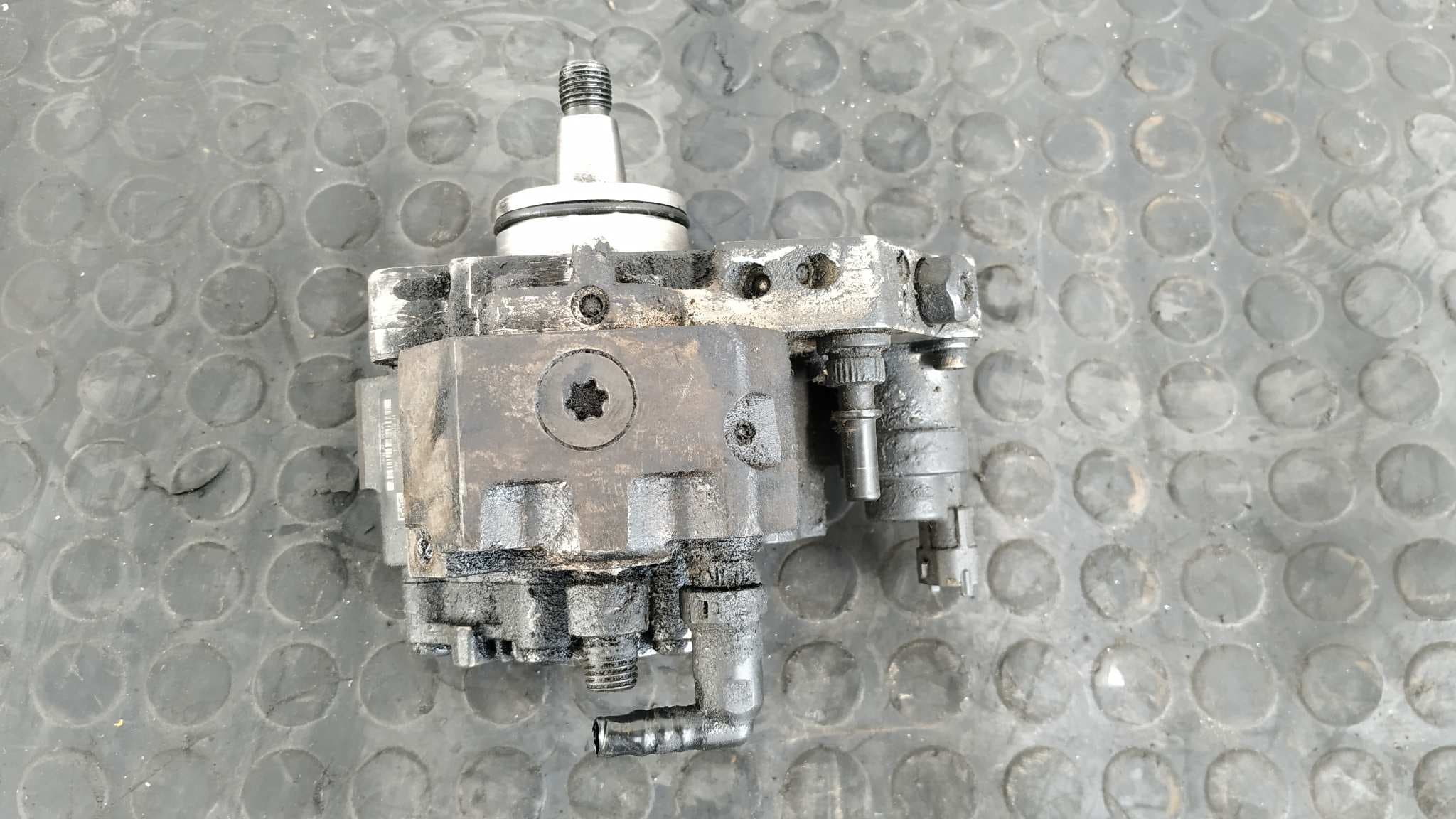 Recambio de BOMBA INYECCION para RENAULT MASTER CAJA G9U referencia OEM IAM 8200586851 2