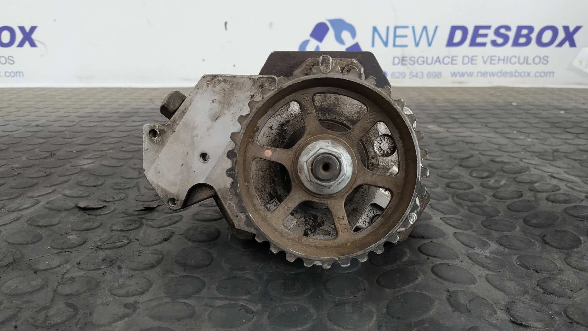 Recambio de BOMBA INYECCION para RENAULT SCENIC II F9Q812 referencia OEM IAM 8200108225
