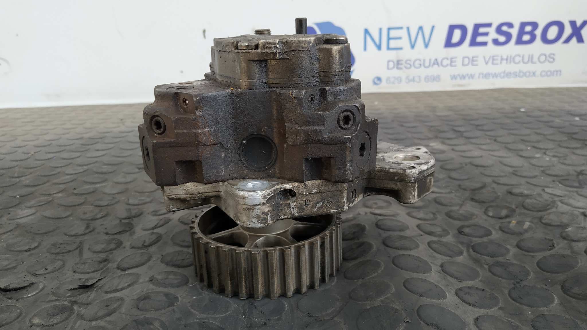Recambio de BOMBA INYECCION para RENAULT SCENIC II F9Q812 referencia OEM IAM 8200108225 3