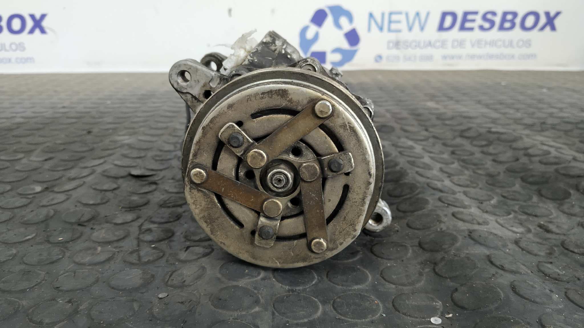 Recambio de COMPRESOR AIRE ACONDICIONADO para RENAULT 5 (B/C40) referencia OEM IAM 8017509004