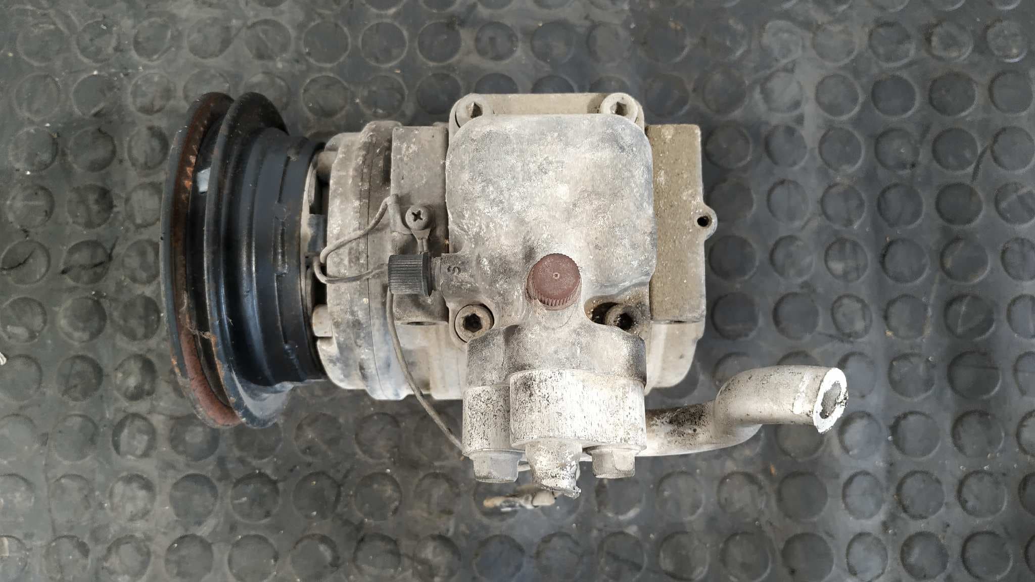 Recambio de COMPRESOR AIRE ACONDICIONADO para MITSUBISHI PAJERO 2.5 TD 4D56 referencia OEM IAM 0473008090   - AZUL 7