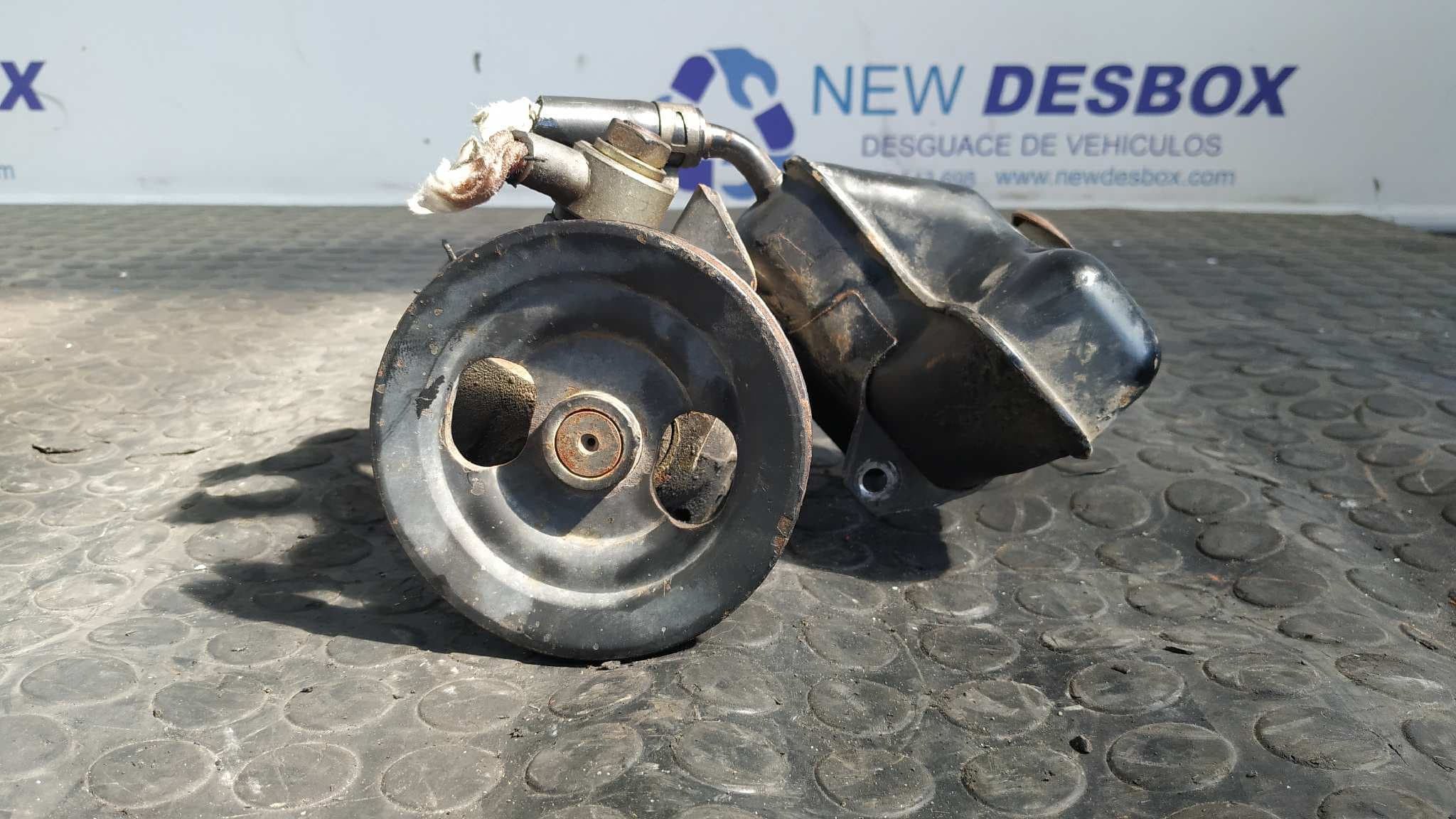 Recambio de BOMBA DIRECCION para MITSUBISHI PAJERO 2.5 TD 4D56 referencia OEM IAM    - AZUL