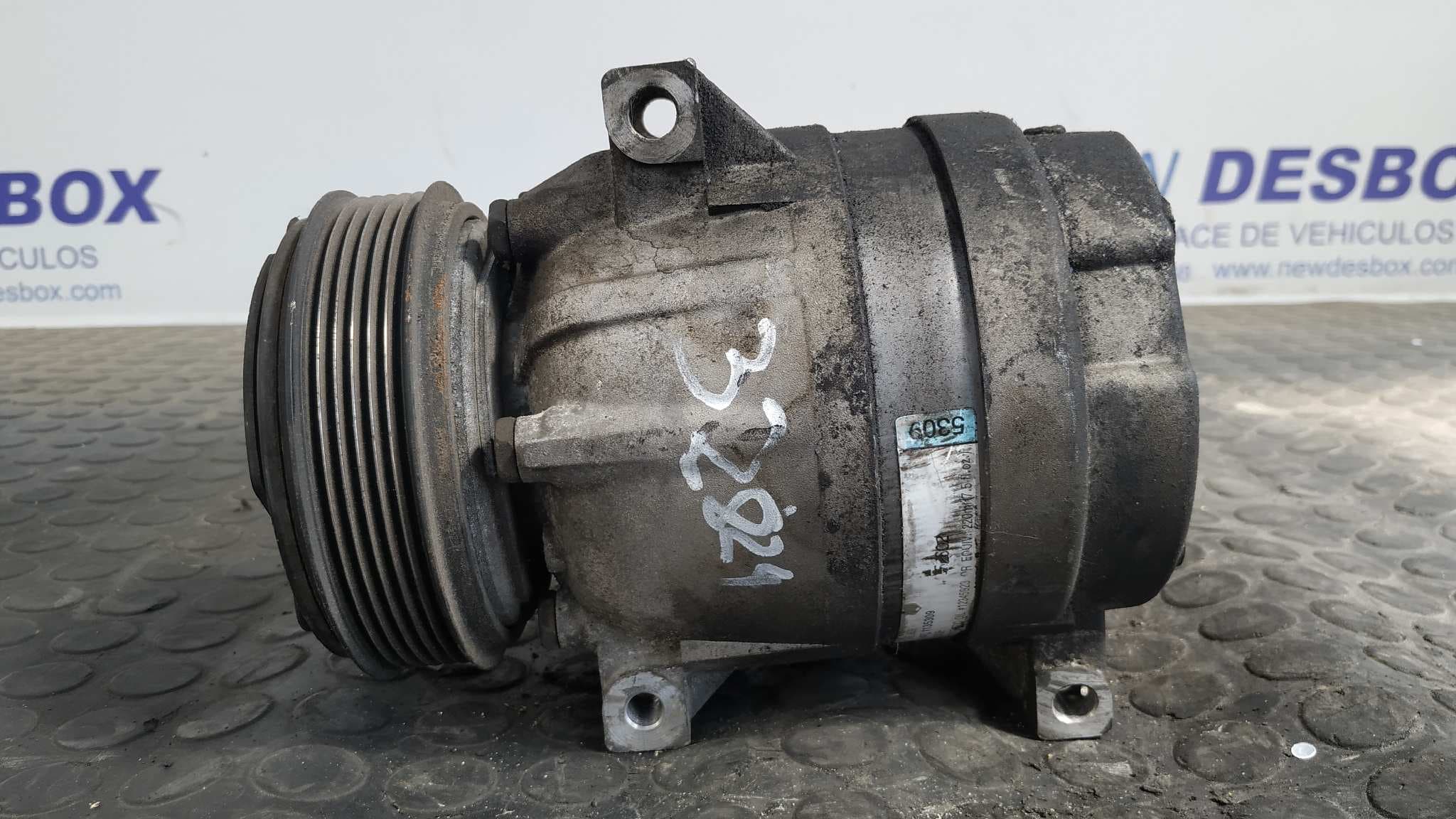 Recambio de COMPRESOR AIRE ACONDICIONADO para RENAULT SCENIC (JA..) 1.9 Diesel F8Q 57 referencia OEM IAM 7700105765   - AZUL 2