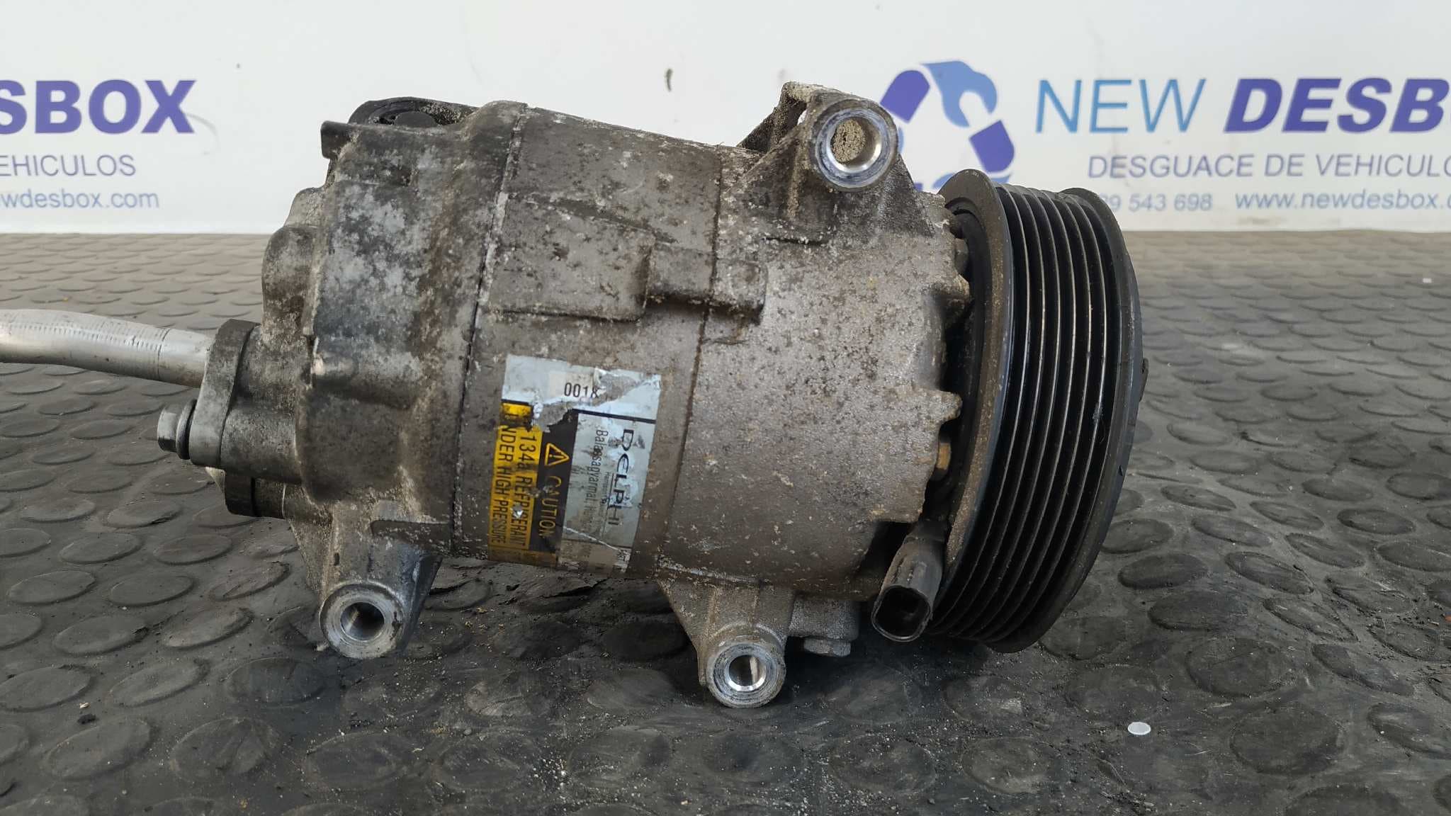 Recambio de COMPRESOR AIRE ACONDICIONADO para RENAULT CLIO II FASE II (B/CB0) Authentique K9K700 referencia OEM IAM 8200309193   - PLATA 6