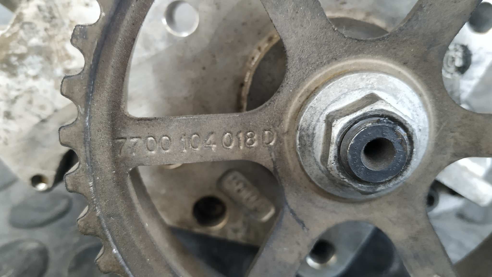 Recambio de BOMBA INYECCION para RENAULT LAGUNA II GRANDTOUR (KG0) F9QC7 referencia OEM IAM 8200055072 4