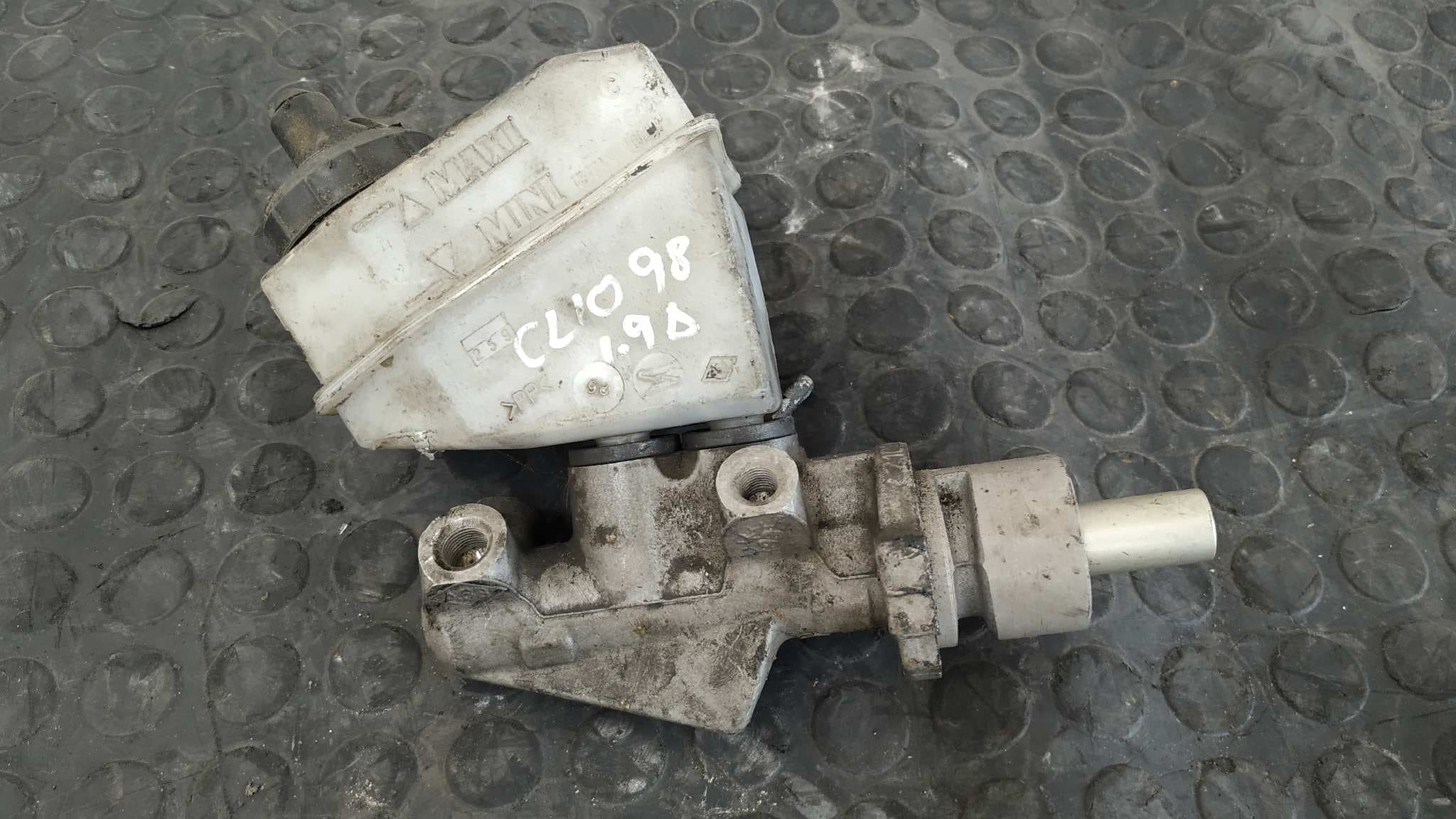 Recambio de BOMBA FRENO para RENAULT CLIO I FASE I+II (B/C57) F8Q referencia OEM IAM 7700417649 4