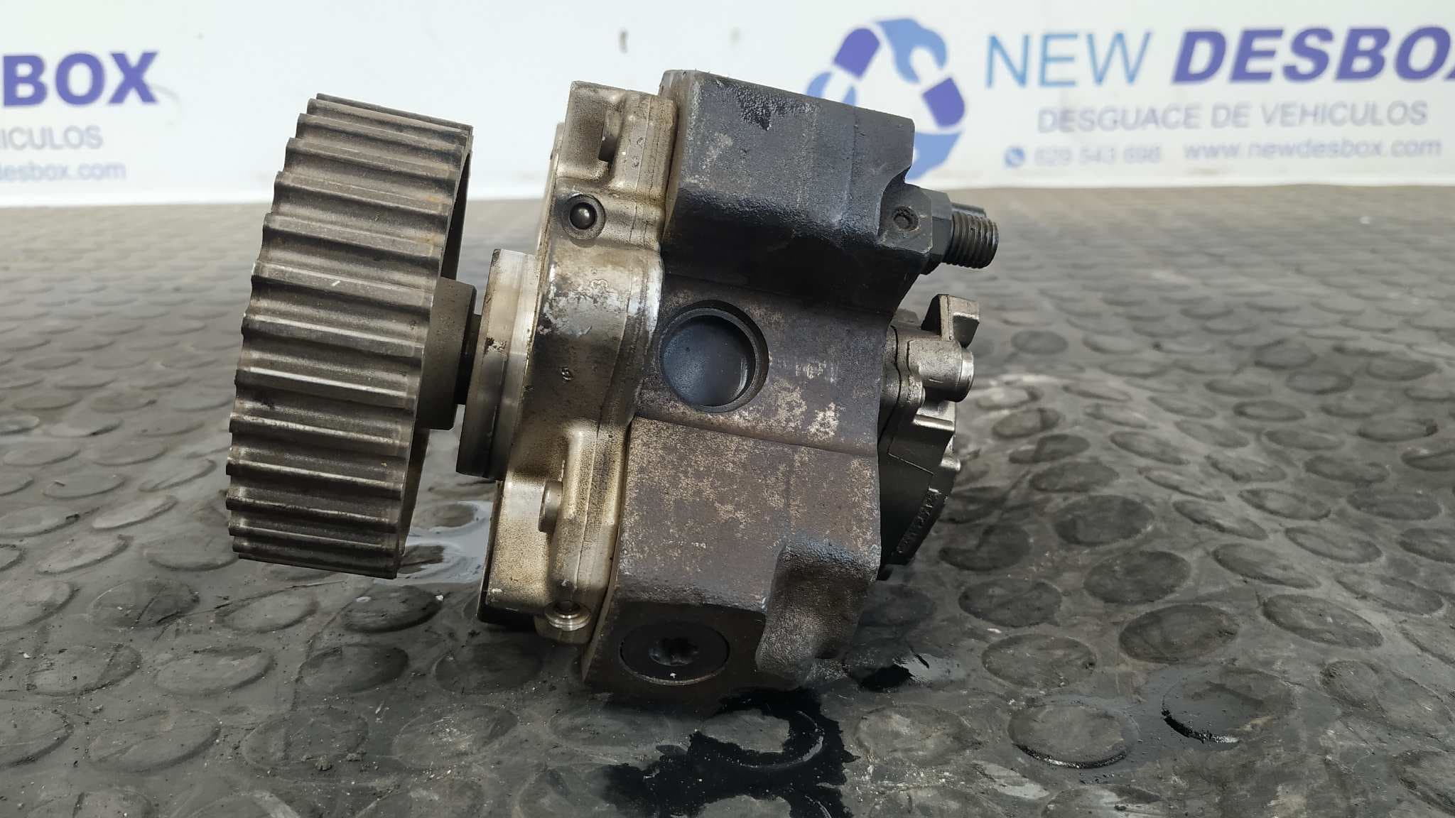 Recambio de BOMBA INYECCION para RENAULT SCENIC II F9Q800 referencia OEM IAM 8200108225 6
