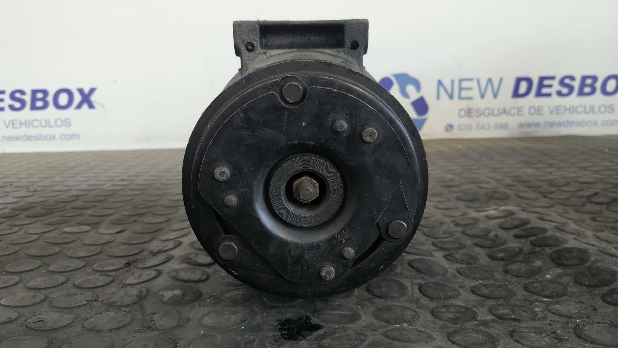 Recambio de COMPRESOR AIRE ACONDICIONADO para RENAULT VEL SATIS (BJ0) 2.2 dCi Turbodiesel G9T702 referencia OEM IAM    - GRIS