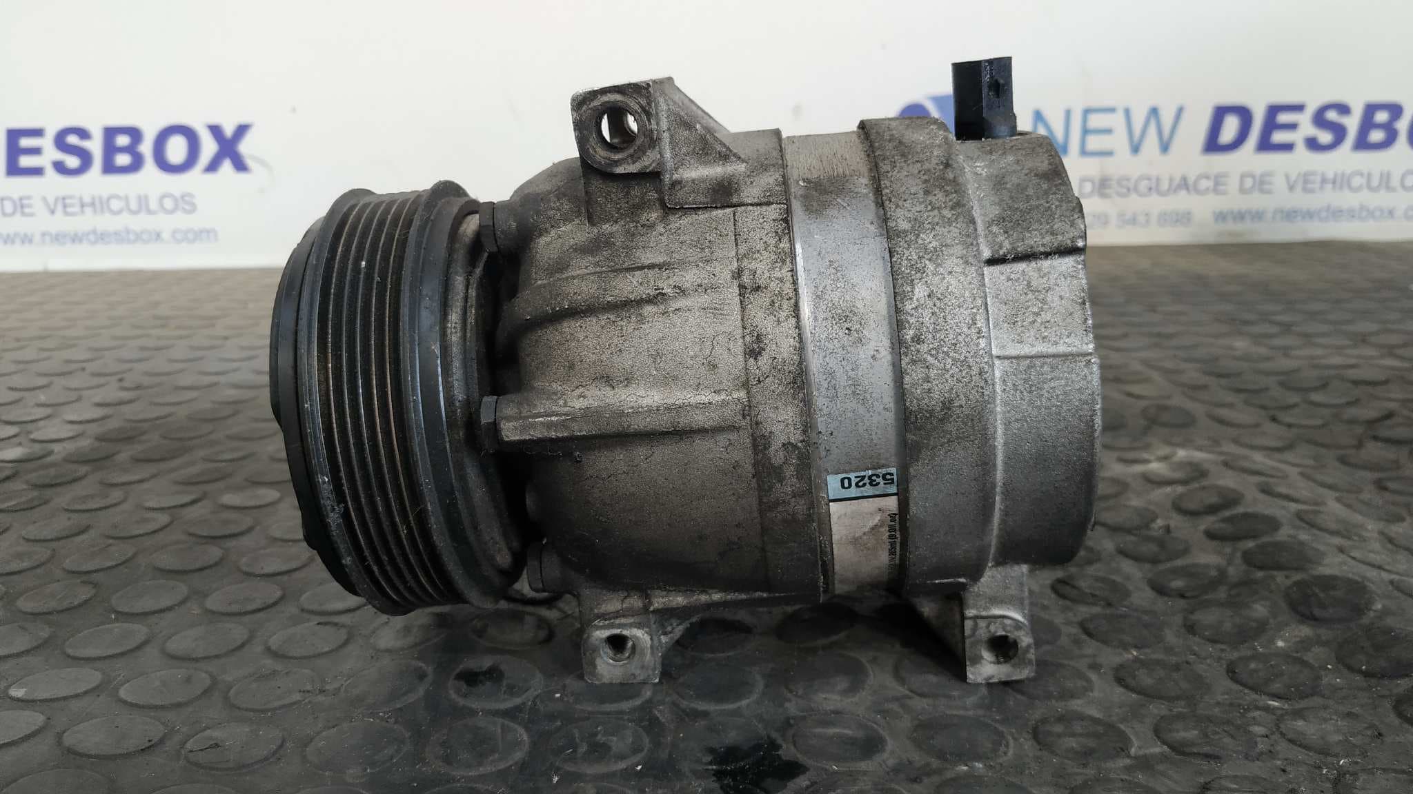 Recambio de COMPRESOR AIRE ACONDICIONADO para RENAULT VEL SATIS (BJ0) 2.2 dCi Turbodiesel G9T702 referencia OEM IAM    - GRIS 9