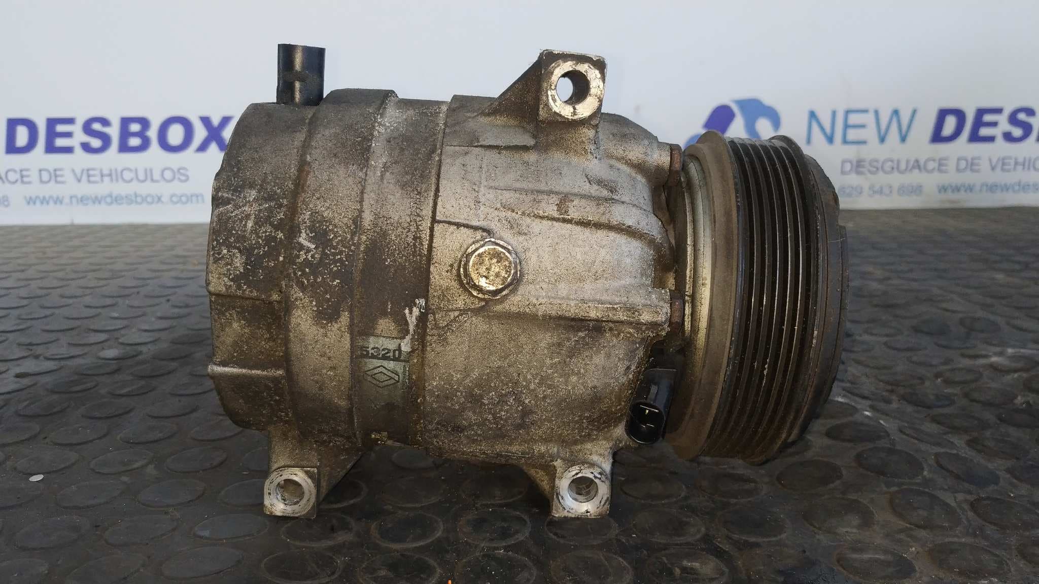 Recambio de COMPRESOR AIRE ACONDICIONADO para RENAULT LAGUNA II GRANDTOUR (KG0) 1.9 dCi Diesel F9Q C7 referencia OEM IAM 8200021822   - GRIS 6