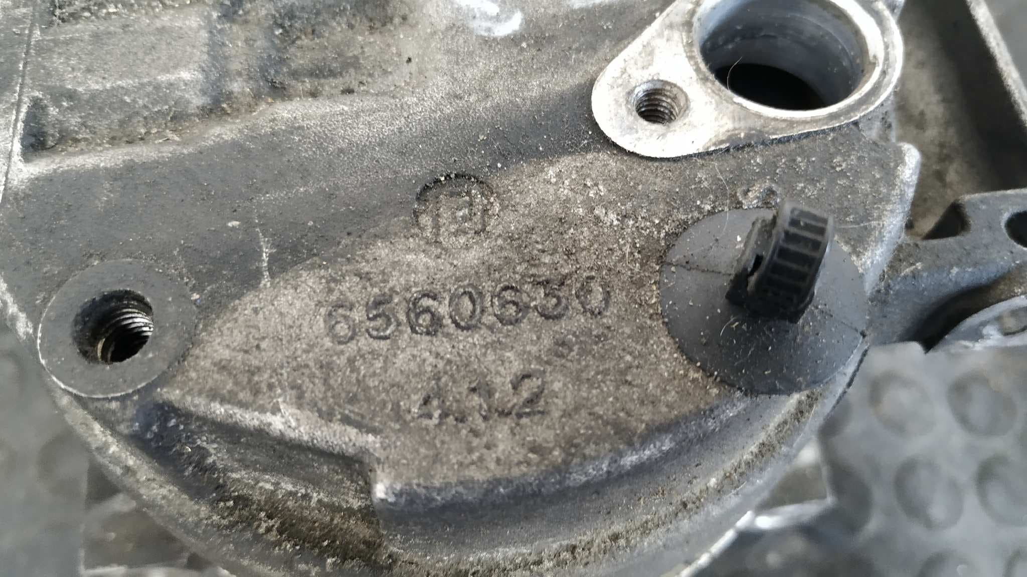 Recambio de COMPRESOR AIRE ACONDICIONADO para RENAULT LAGUNA II GRANDTOUR (KG0) 1.9 dCi Diesel F9Q C7 referencia OEM IAM 8200021822   - GRIS 8