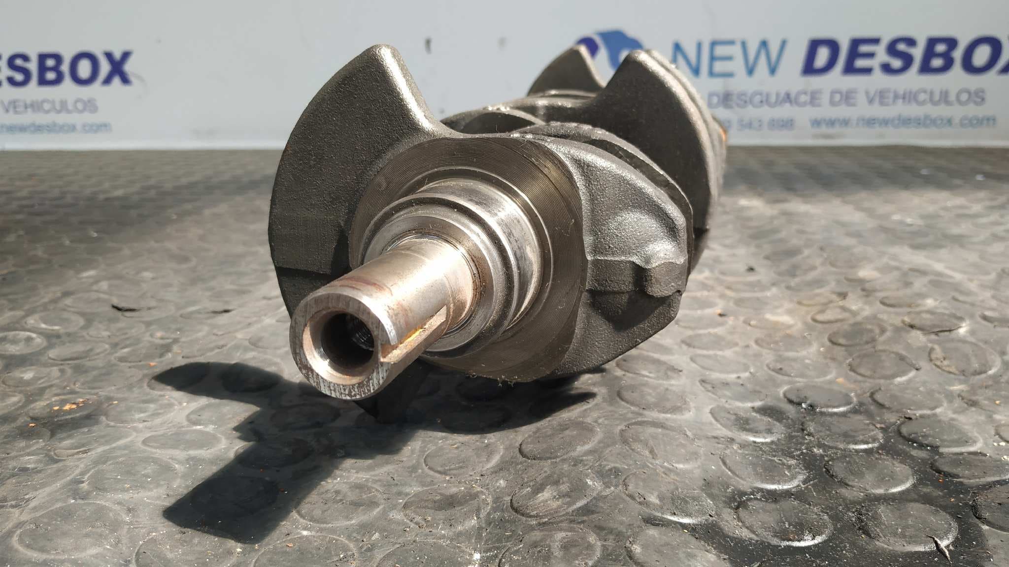 Recambio de CIGUEÑAL para RENAULT MEGANE II FAMILIAR 1.5 dCi Diesel K9K F7 referencia OEM IAM F11 6226 35   - GRANATE 4