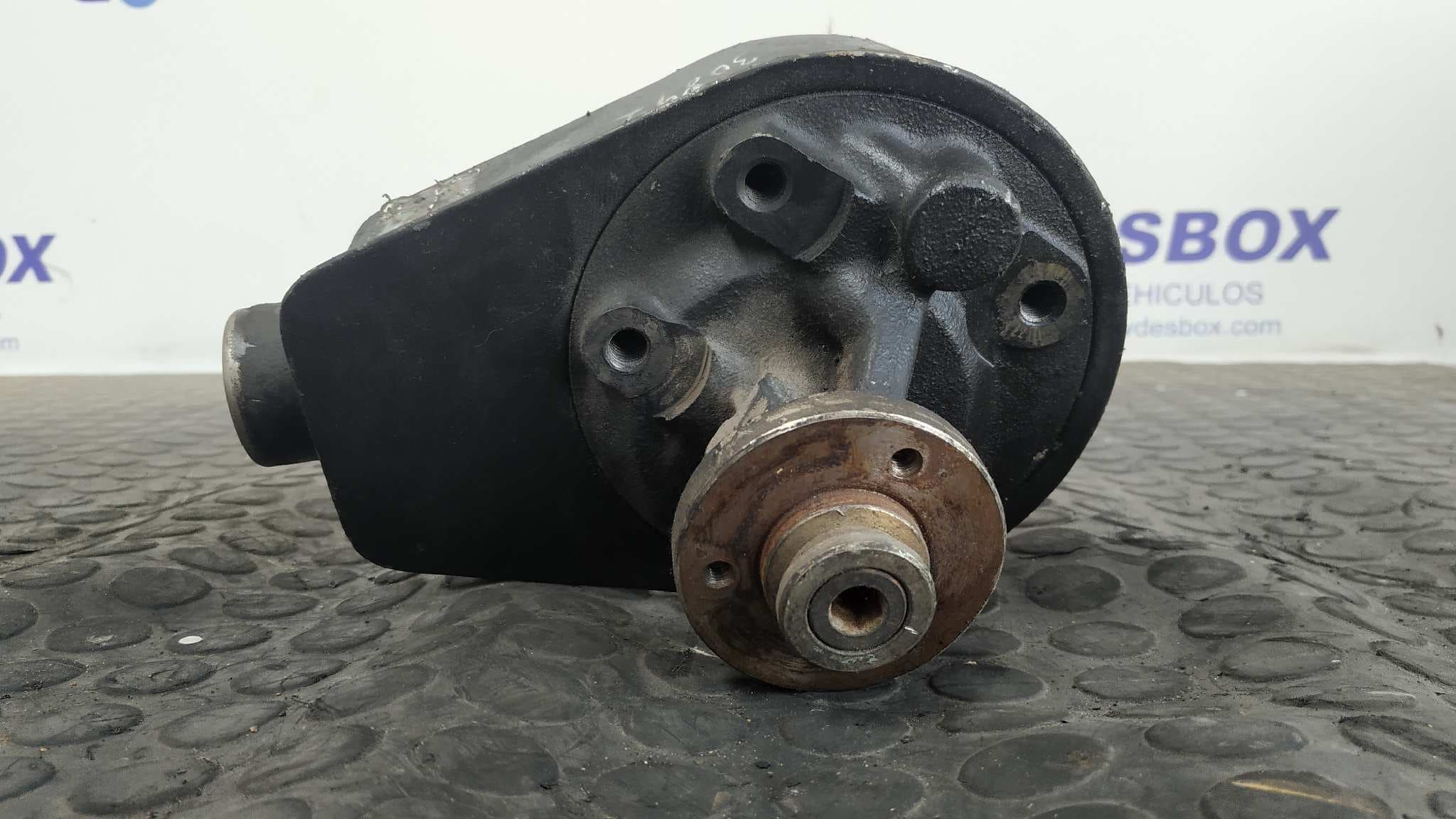 Recambio de BOMBA DIRECCION para RENAULT MEGANE I BERLINA HATCHBACK (BA0) 1.5 CAT referencia OEM IAM 7700840724   - GRANATE