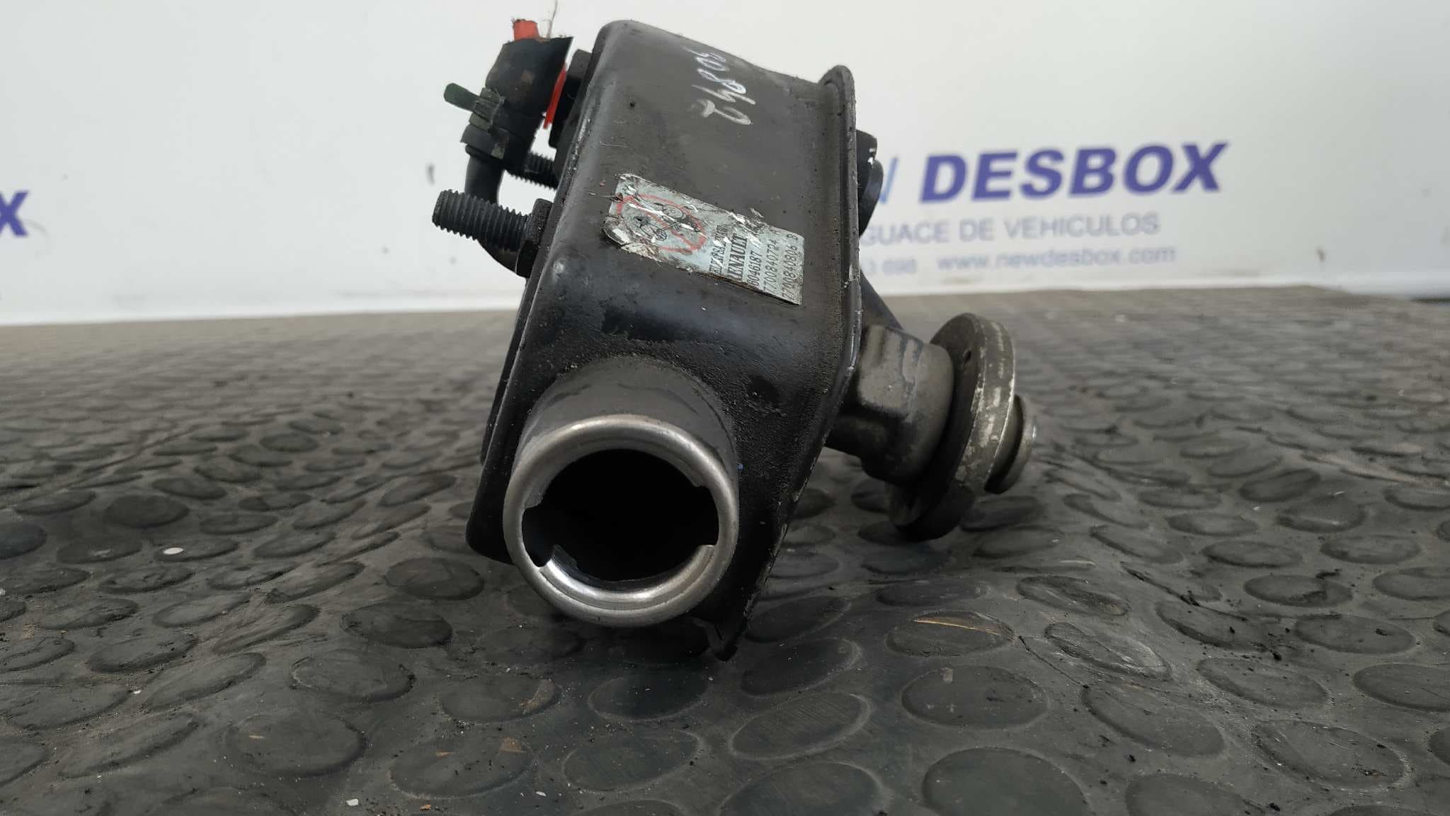 Recambio de BOMBA DIRECCION para RENAULT MEGANE I BERLINA HATCHBACK (BA0) 1.5 CAT referencia OEM IAM 7700840724   - GRANATE 2