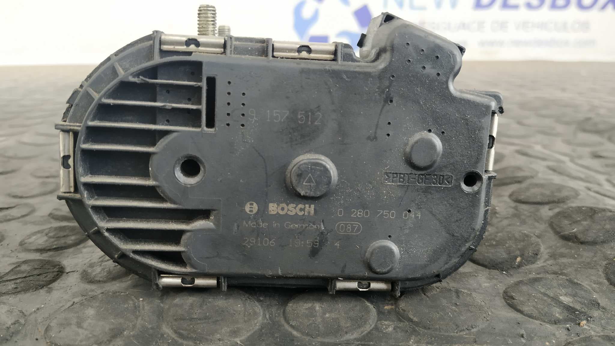 Recambio de CAJA MARIPOSA para OPEL CORSA C 1.2 16V CAT (Z 12 XE / LW4) Z12XE referencia OEM IAM 9157512 4