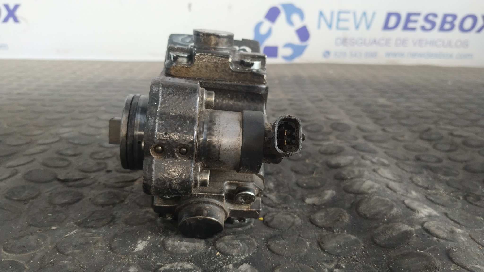 Recambio de BOMBA INYECCION para OPEL CORSA D 1.3 16V CDTI CAT (Z 13 DTH / L4I) Z13DTH  referencia OEM IAM 0445010157 7