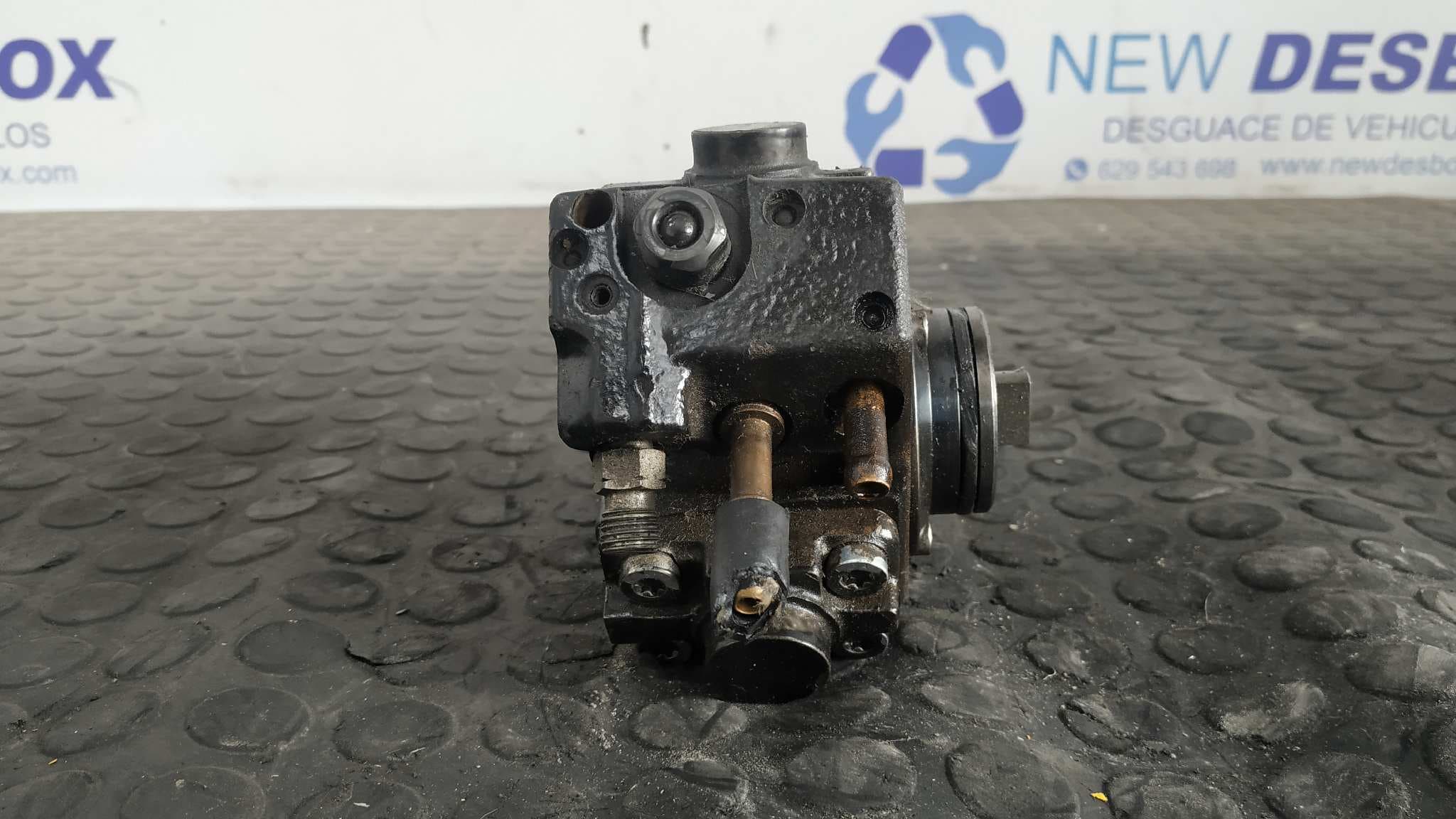 Recambio de BOMBA INYECCION para OPEL CORSA D 1.3 16V CDTI CAT (Z 13 DTH / L4I) Z13DTH  referencia OEM IAM 0445010157 3