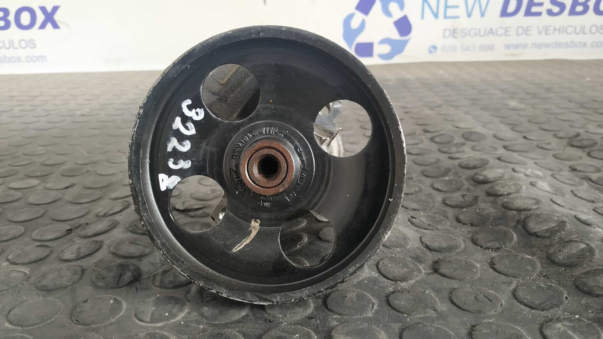 Recambio de BOMBA DIRECCION para RENAULT LAGUNA II GRANDTOUR (KG0) 1.9 dCi Diesel F9Q C7 referencia OEM IAM 26054891   - GRIS
