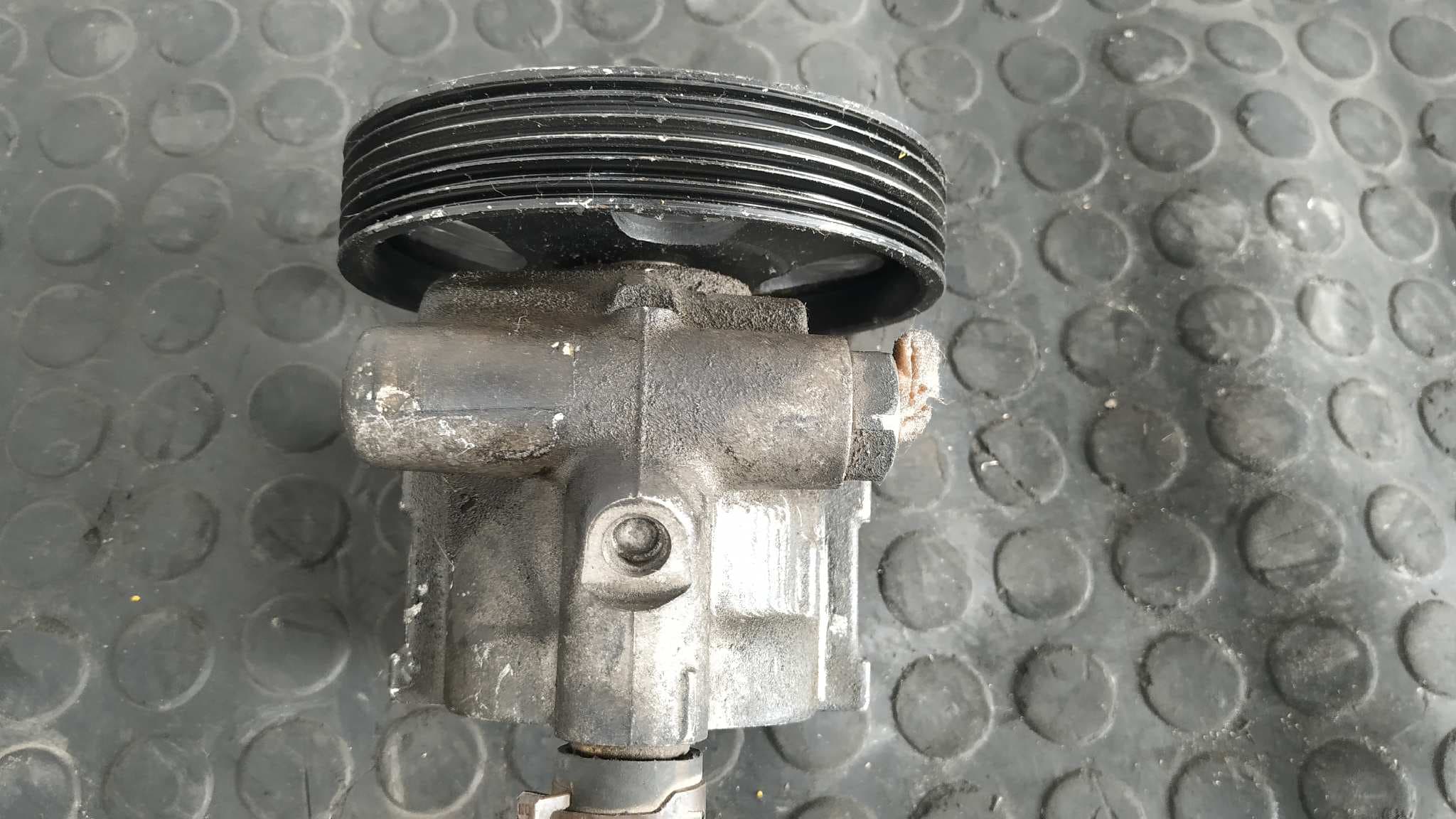 Recambio de BOMBA DIRECCION para RENAULT LAGUNA II GRANDTOUR (KG0) 1.9 dCi Diesel F9Q C7 referencia OEM IAM 26054891   - GRIS 6