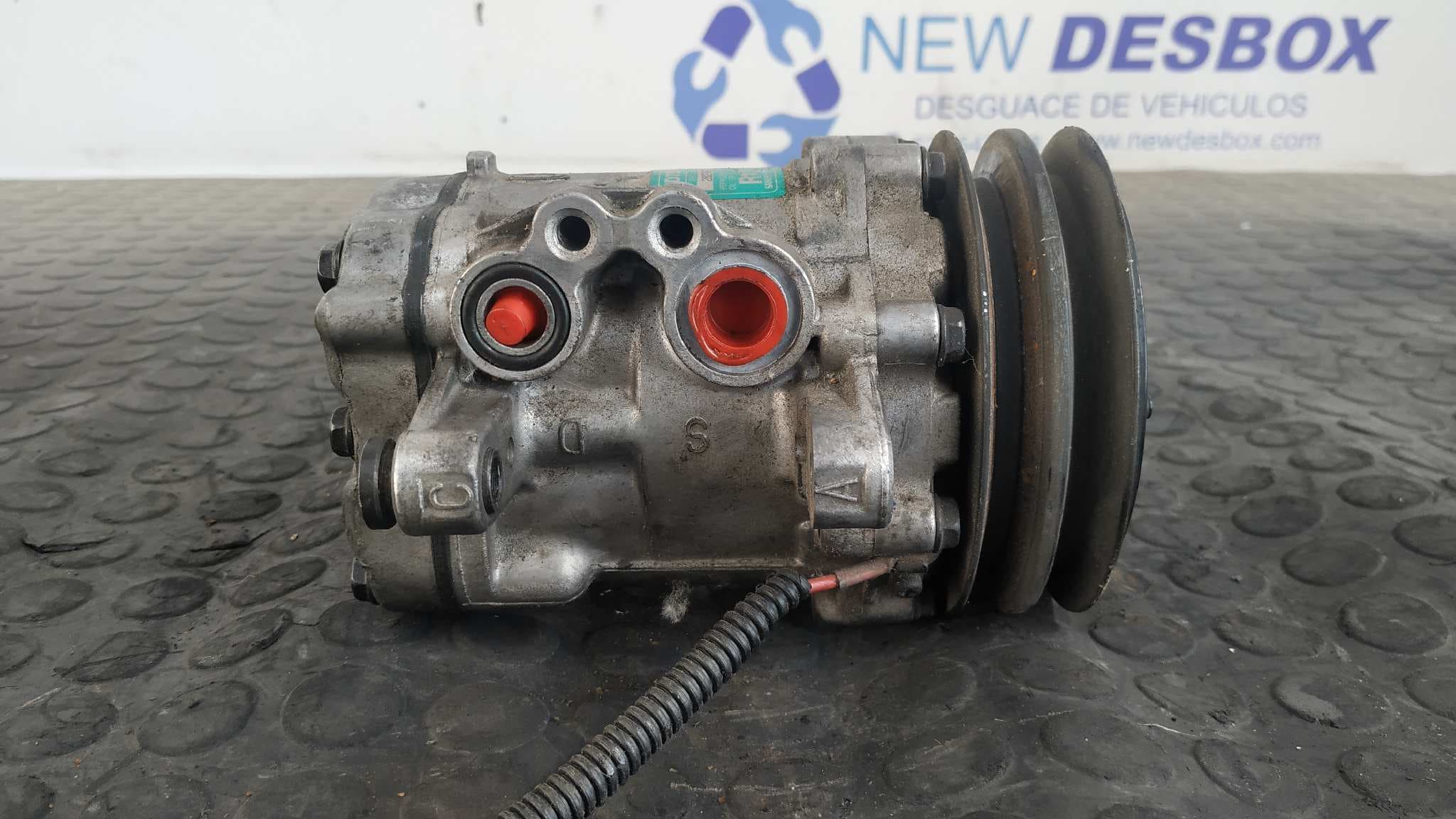 Recambio de COMPRESOR AIRE ACONDICIONADO para OPEL CORSA B X17D referencia OEM IAM 2827905934   - PLATA 3