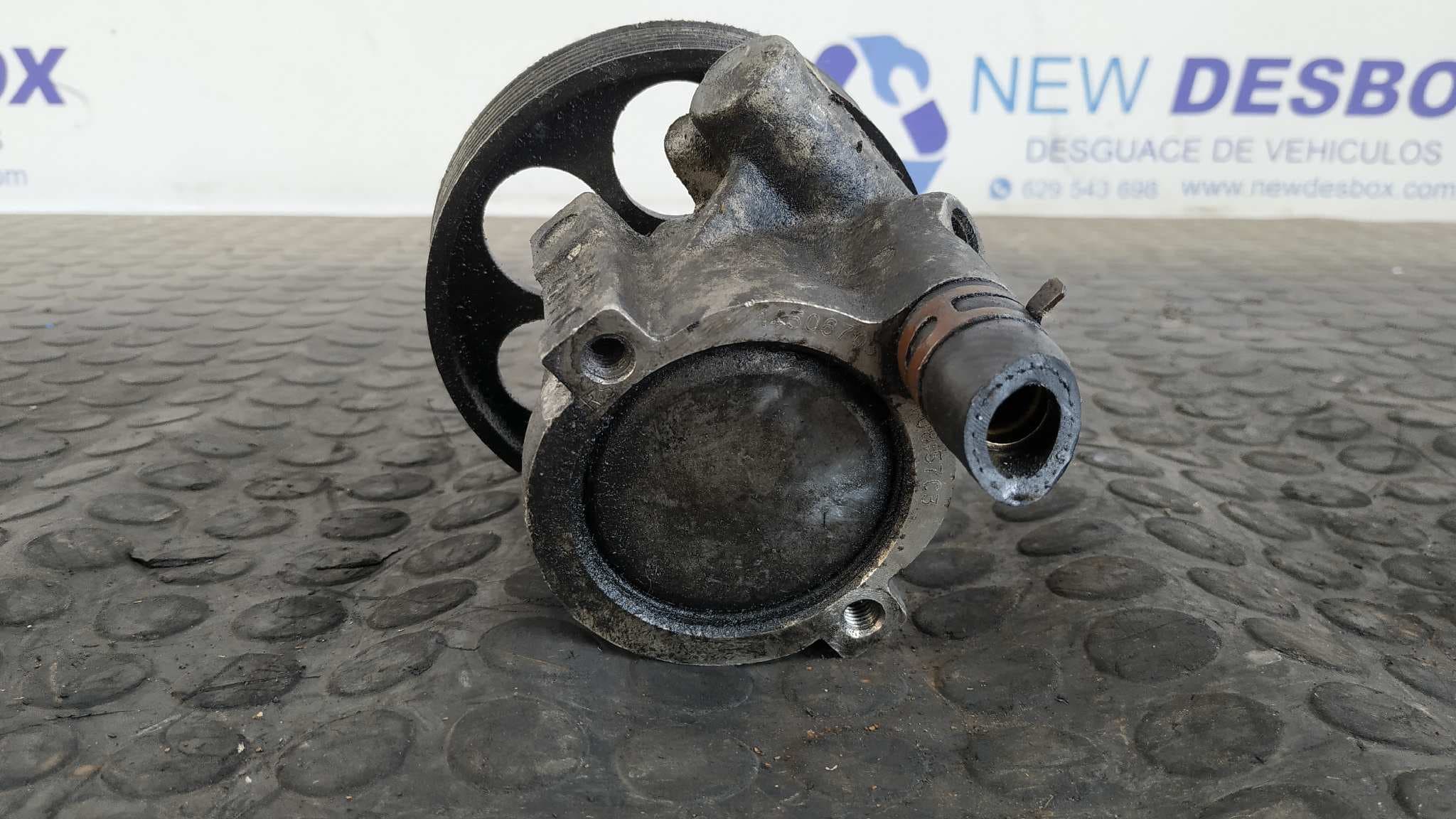 Recambio de BOMBA DIRECCION para RENAULT ESPACE IV (JK0) 1.9 dCi Diesel F9Q680 referencia OEM IAM 26054891   - ROJO 2